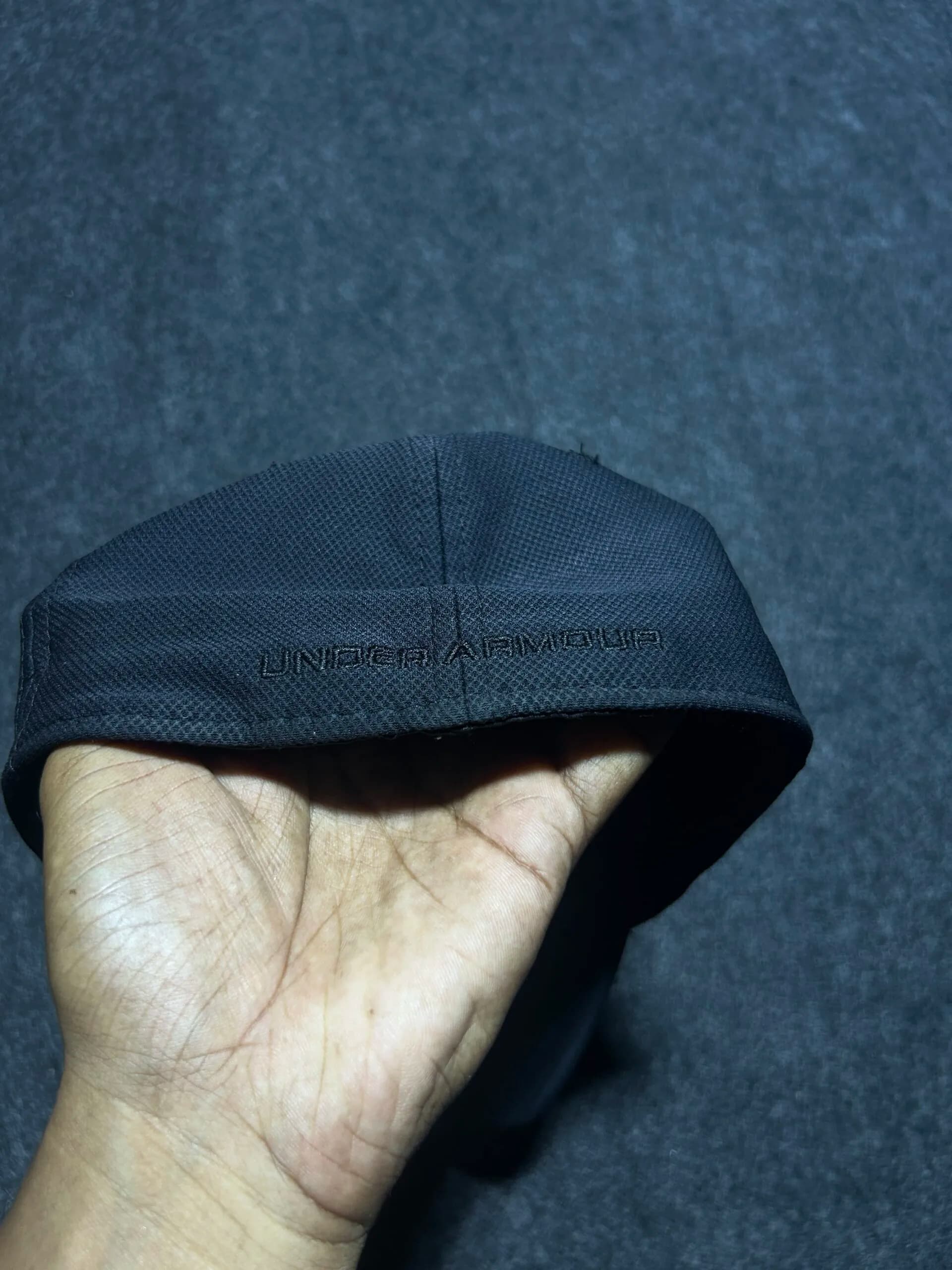 Under Armour thrift clothing India detail view