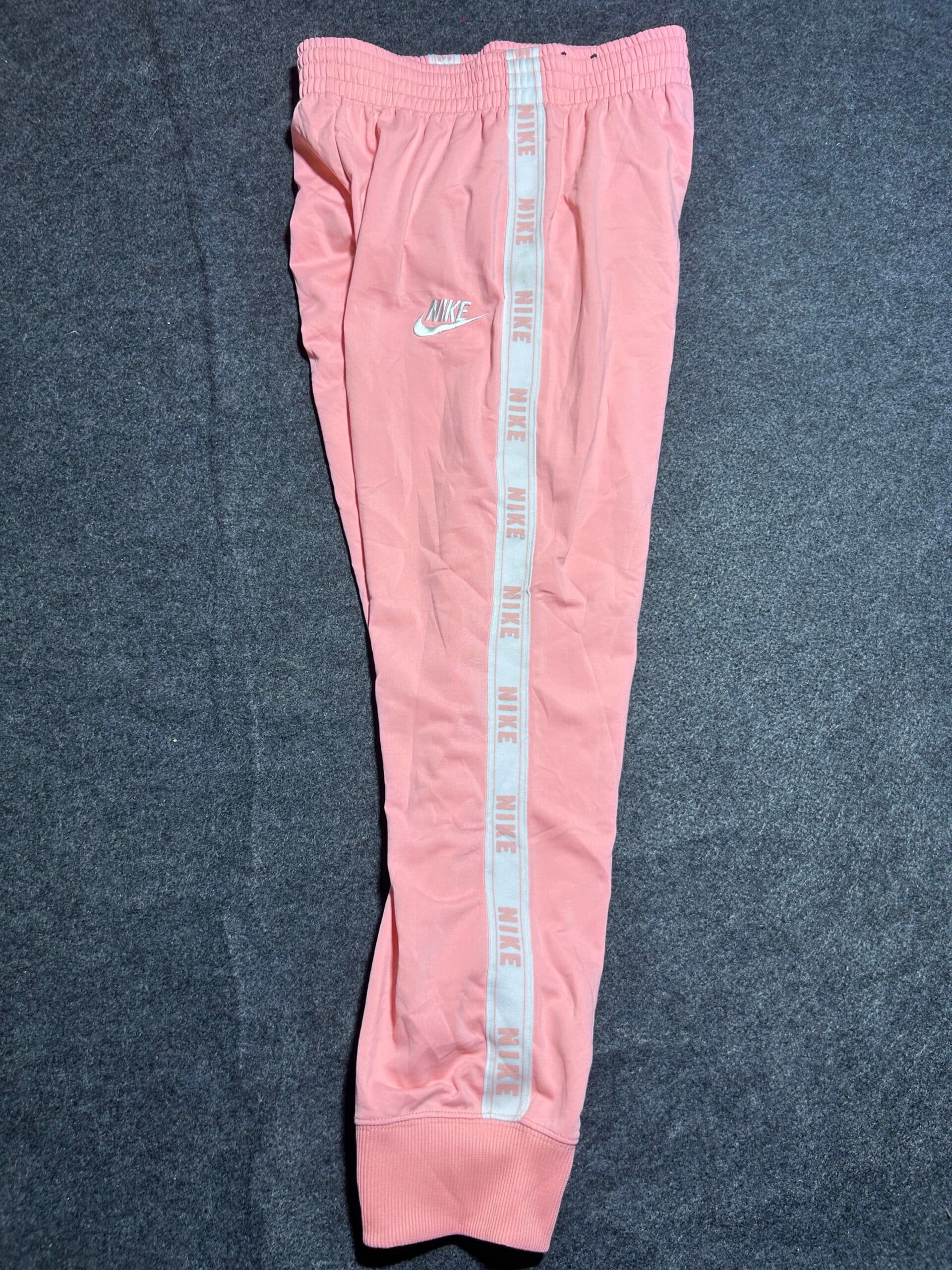 Nike thrift track pants India detail view