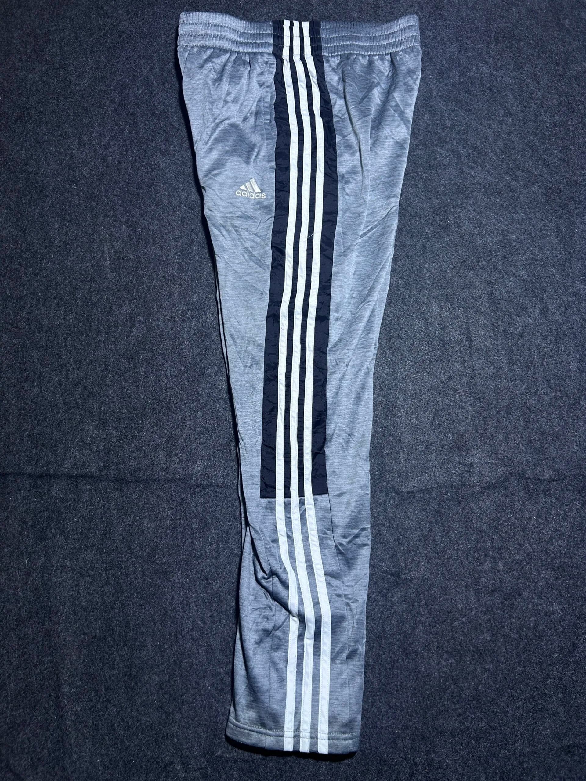 Adidas thrift track pants India detail view