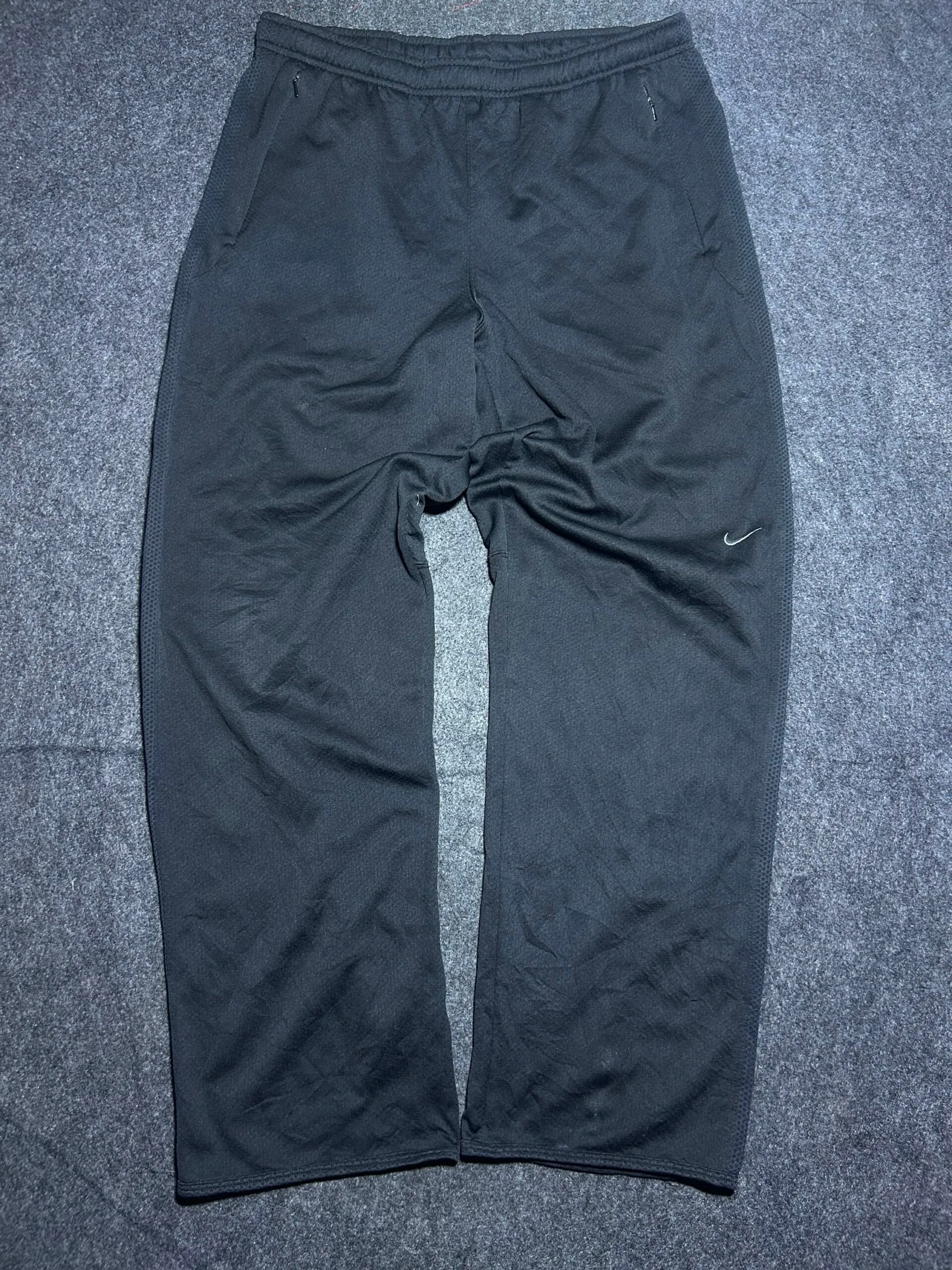 Nike thrift track pants India