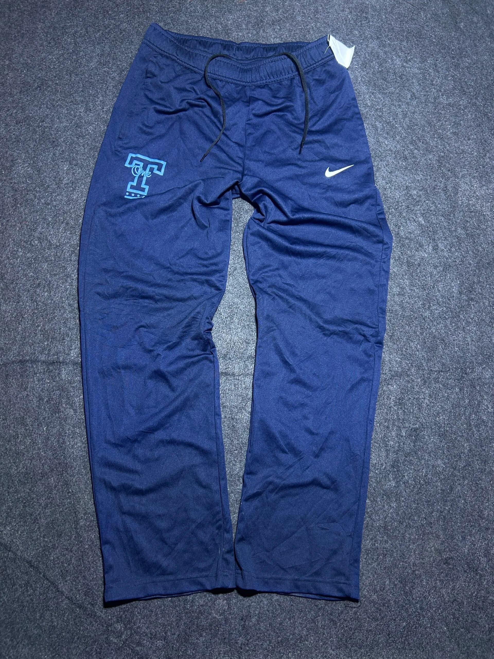 Nike Dri-FIT thrift track pants India