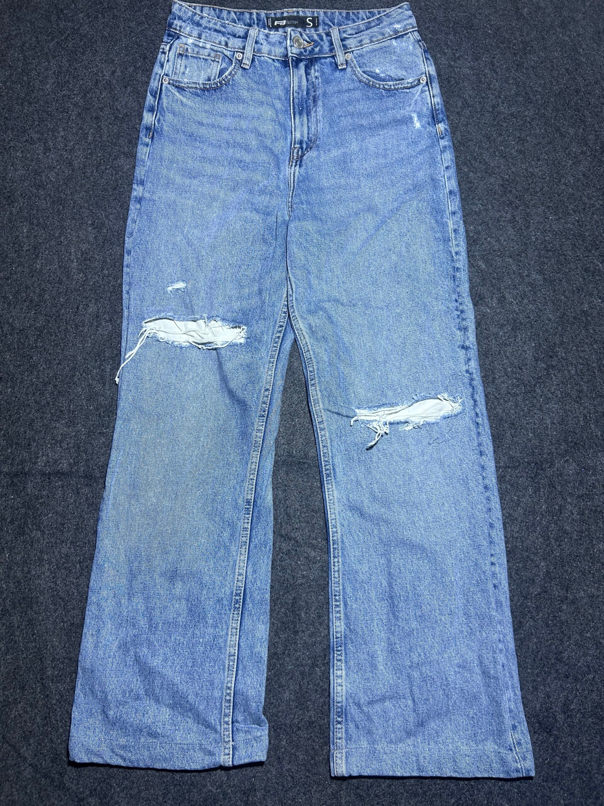 Branded thrift jeans India detail view