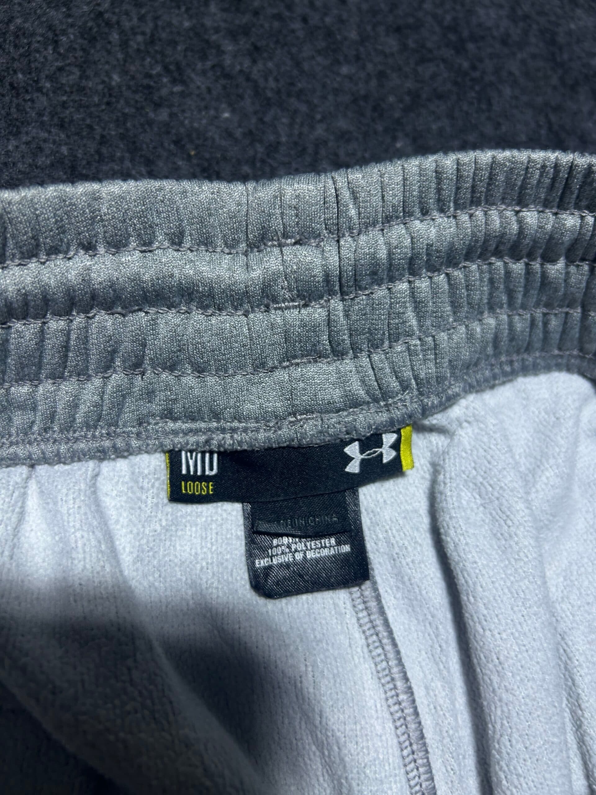 Under Armour thrift track pants India close-up