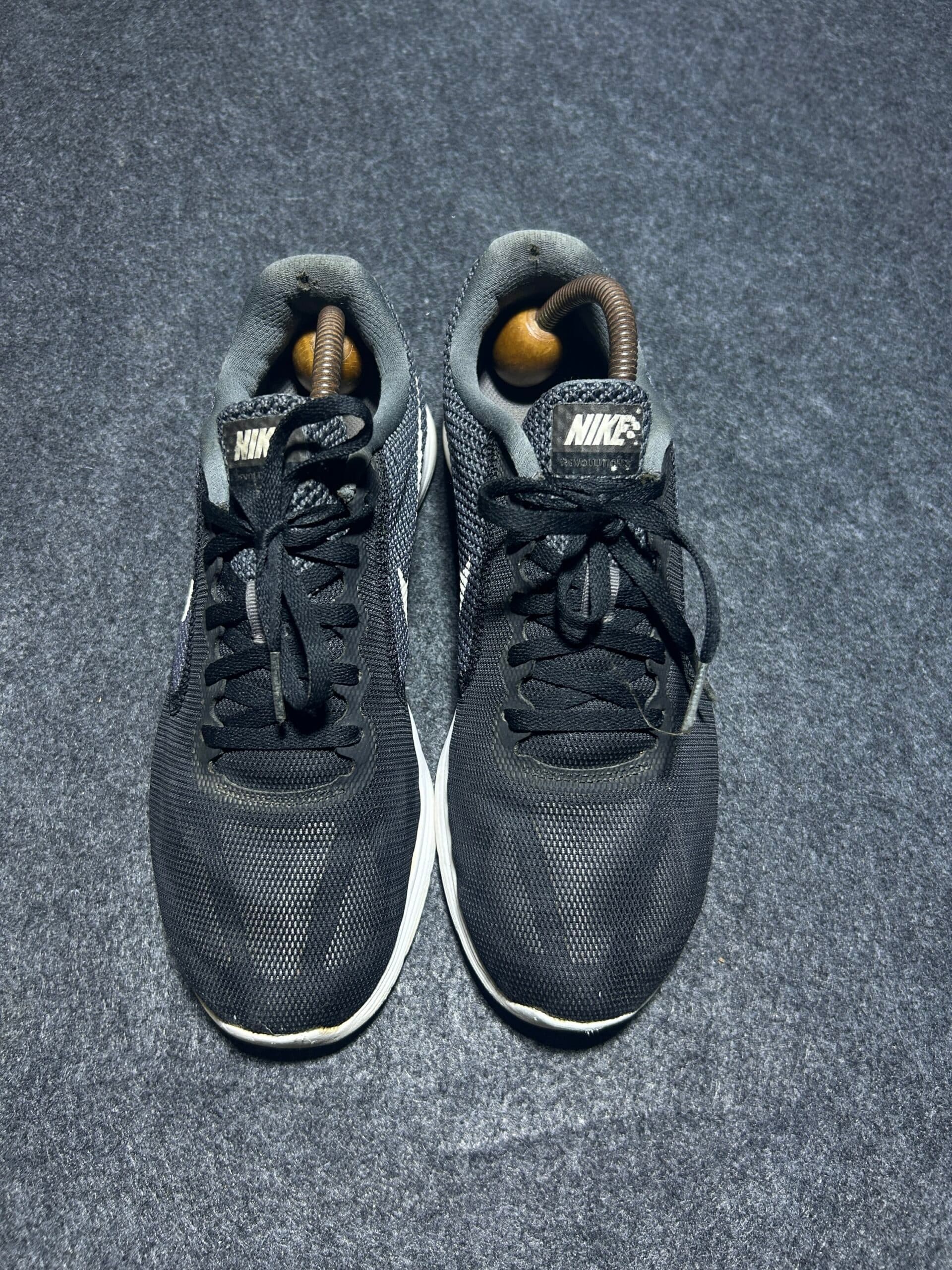 Nike thrift running shoes India back view