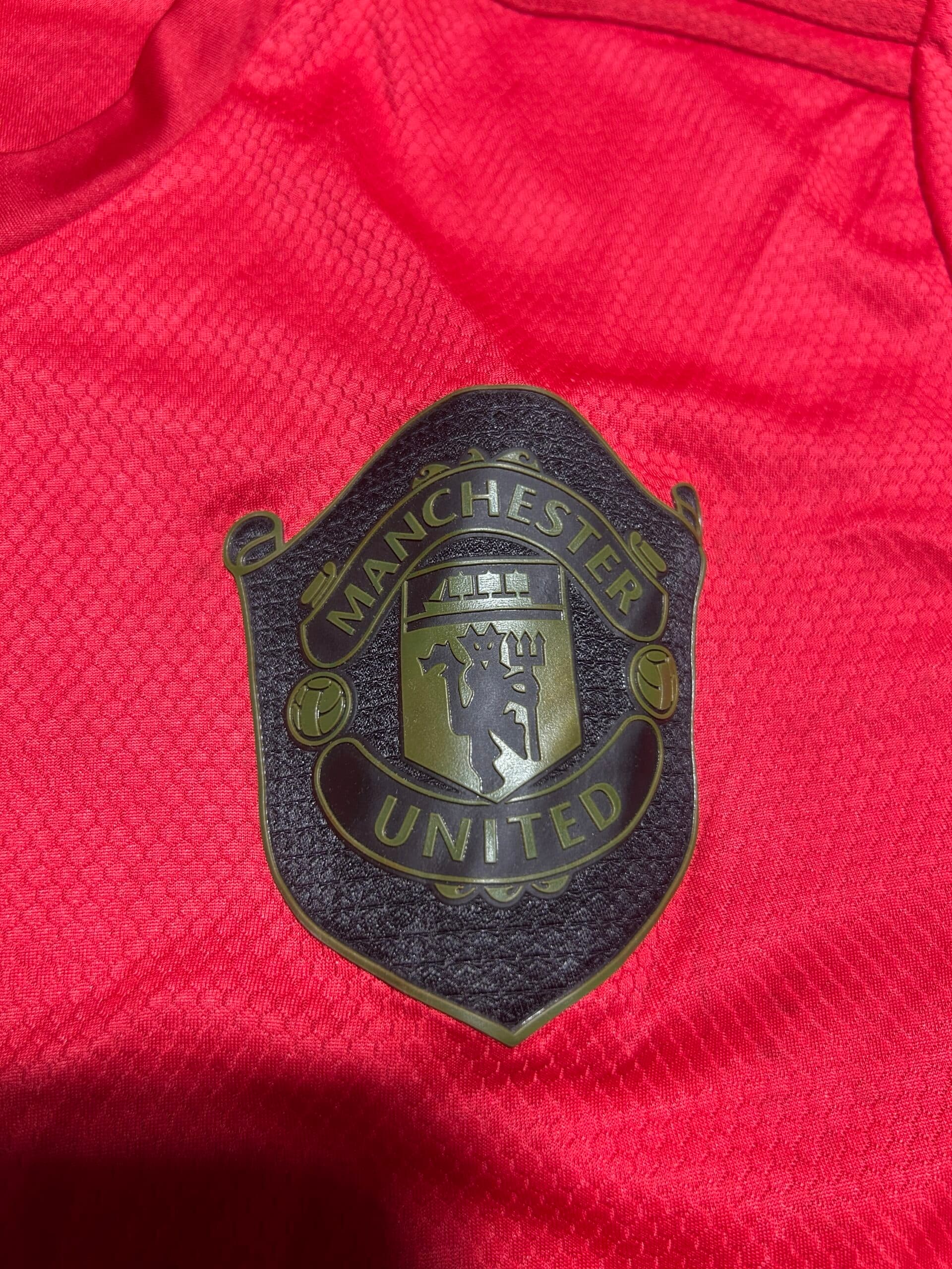 Adidas thrift jersey India close-up