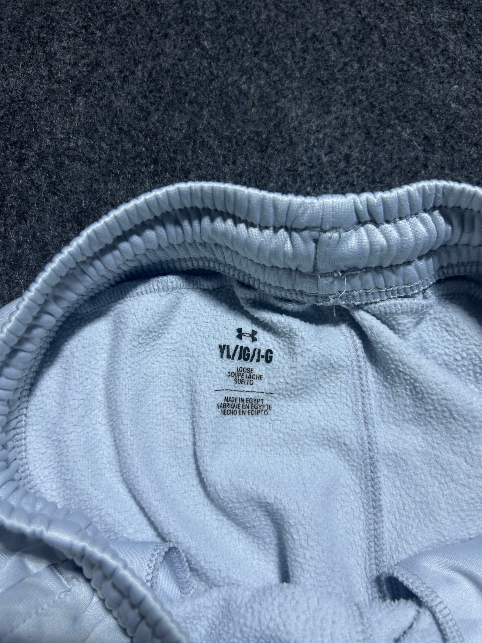 Under Armour thrift track pants India detail view
