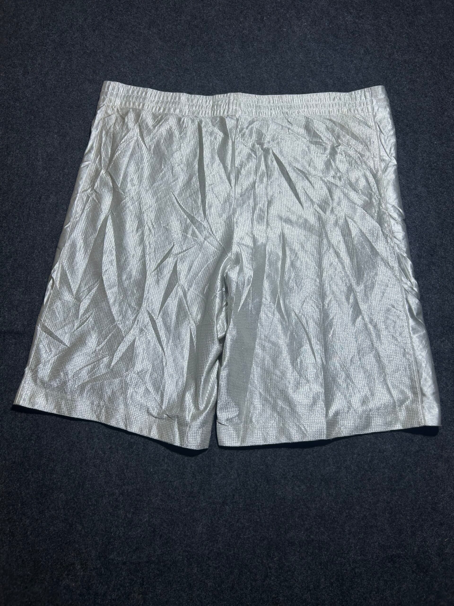 Nike thrift shorts India back view