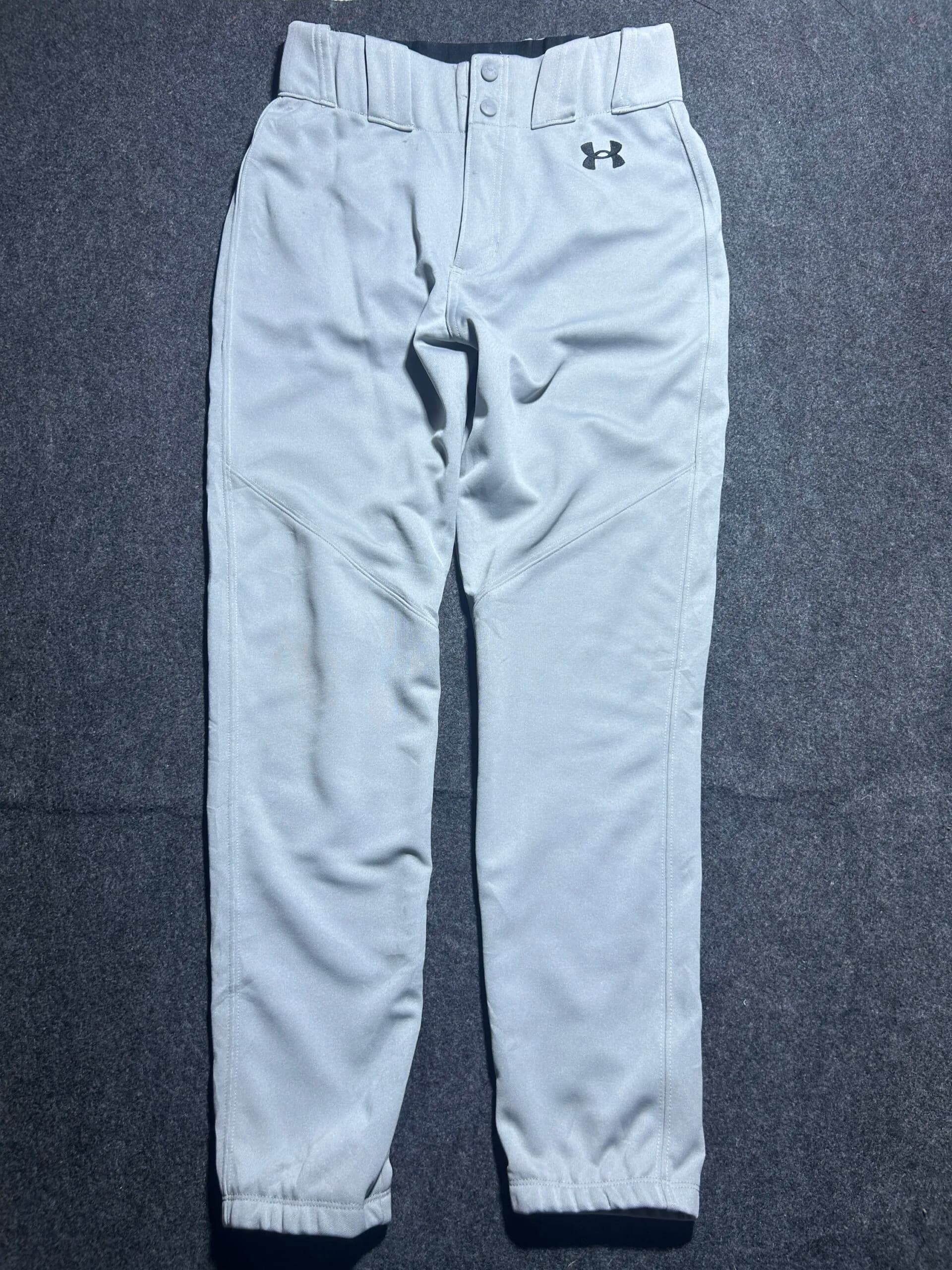 Under Armour thrift pants India back view