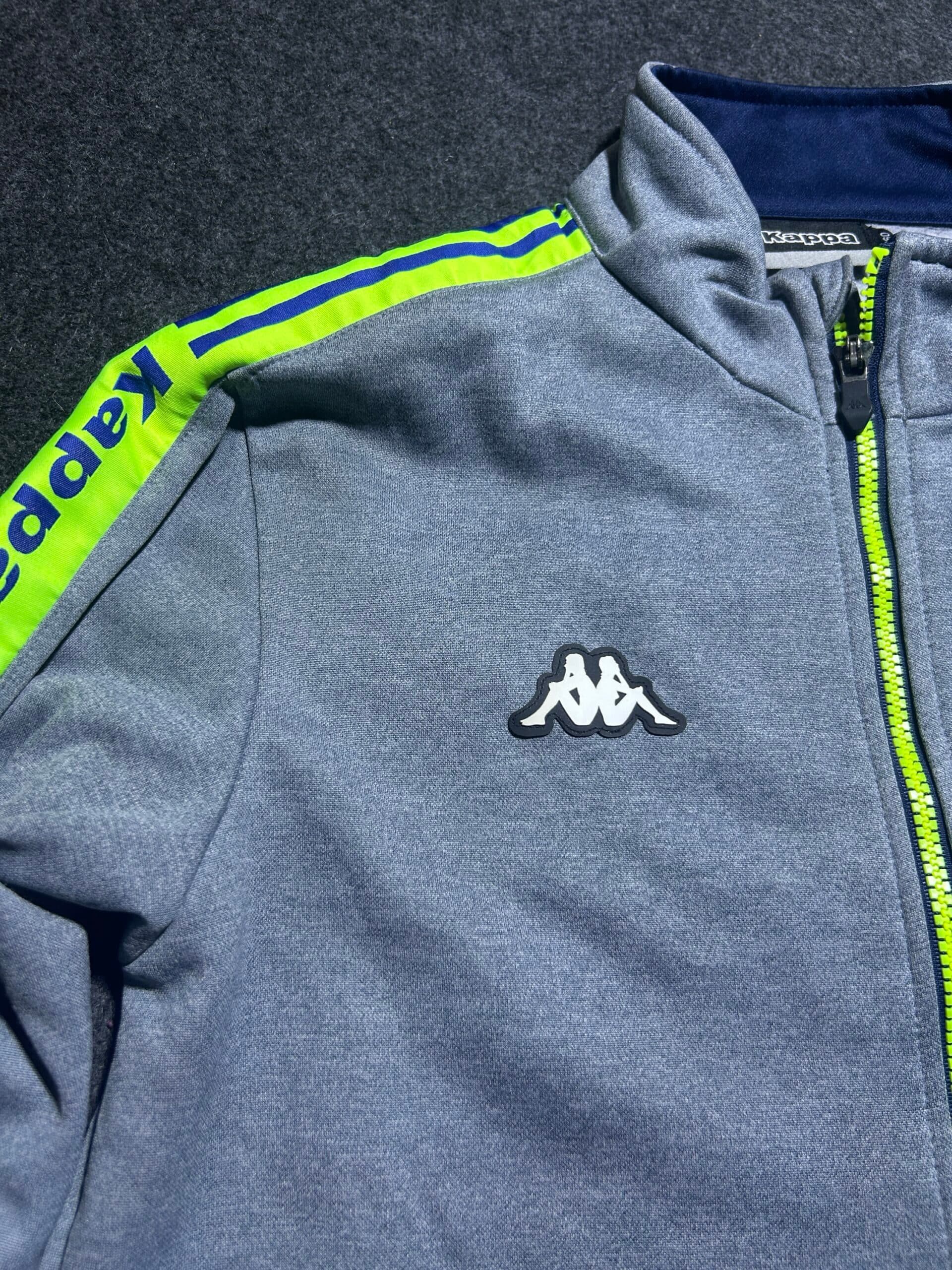 Branded thrift jacket India detail view