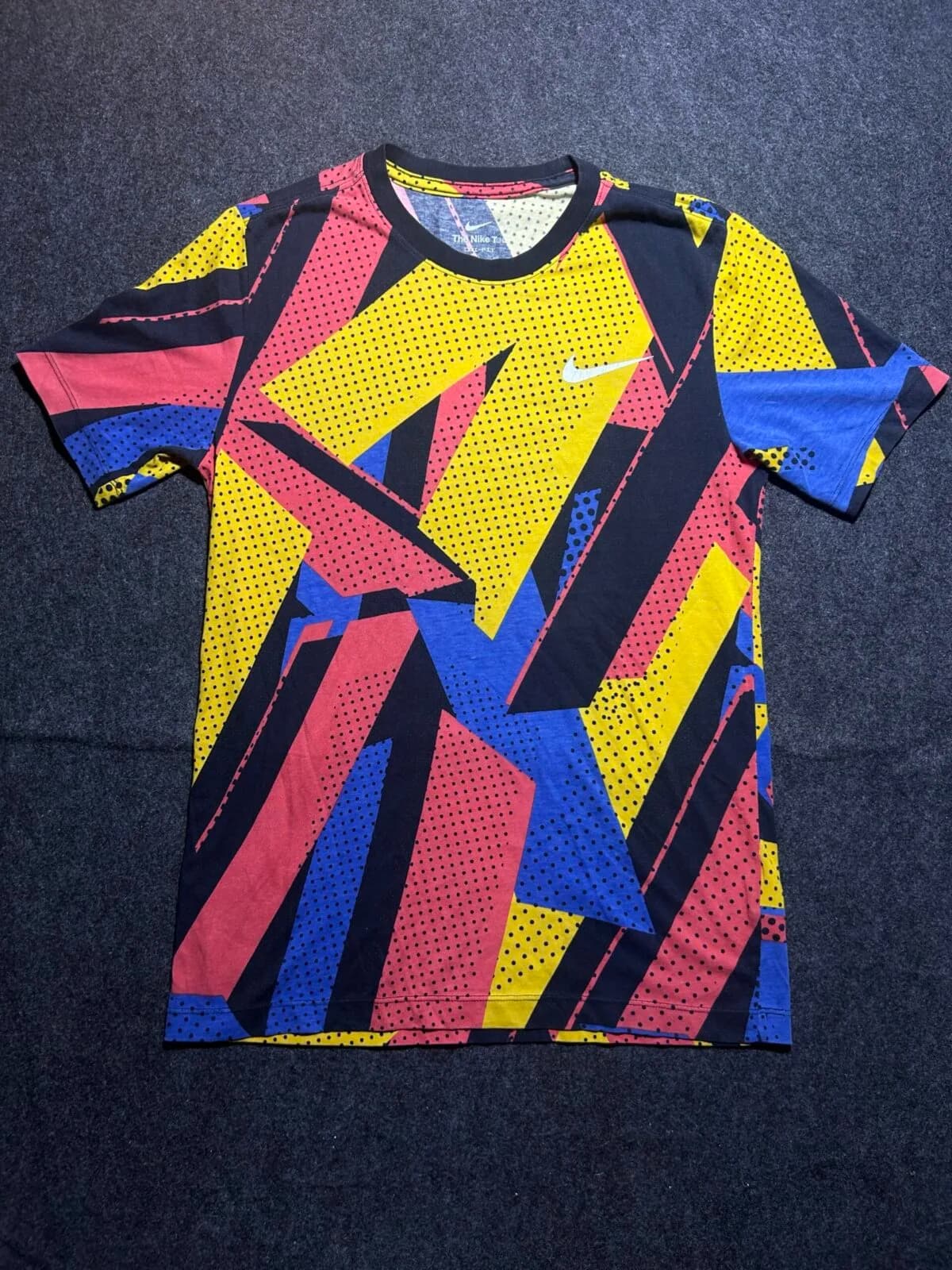 Nike Dri-FIT Graphic Print Tee | Multicolour | S | Excellent Condition