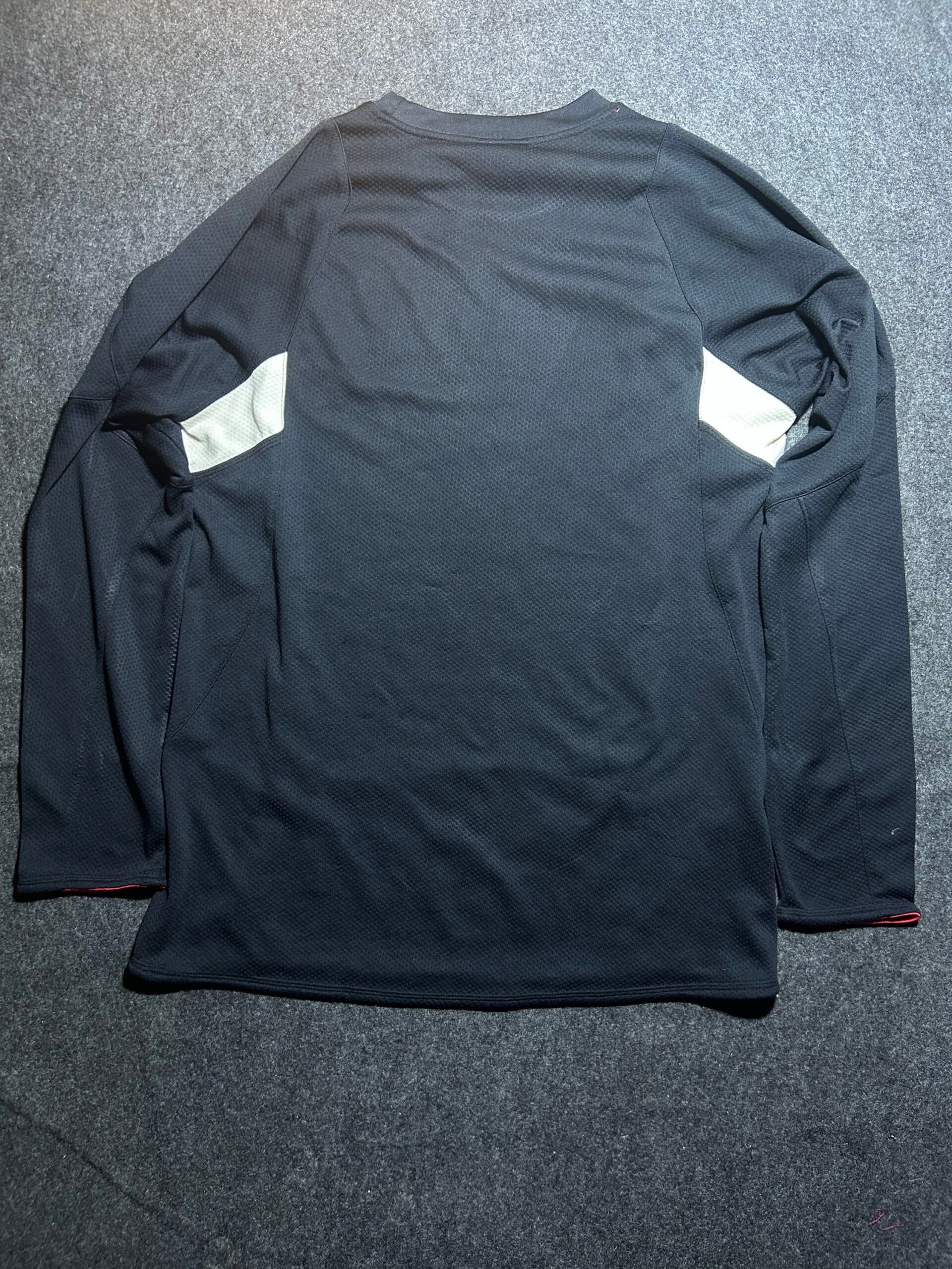 Reebok thrift clothing India back view