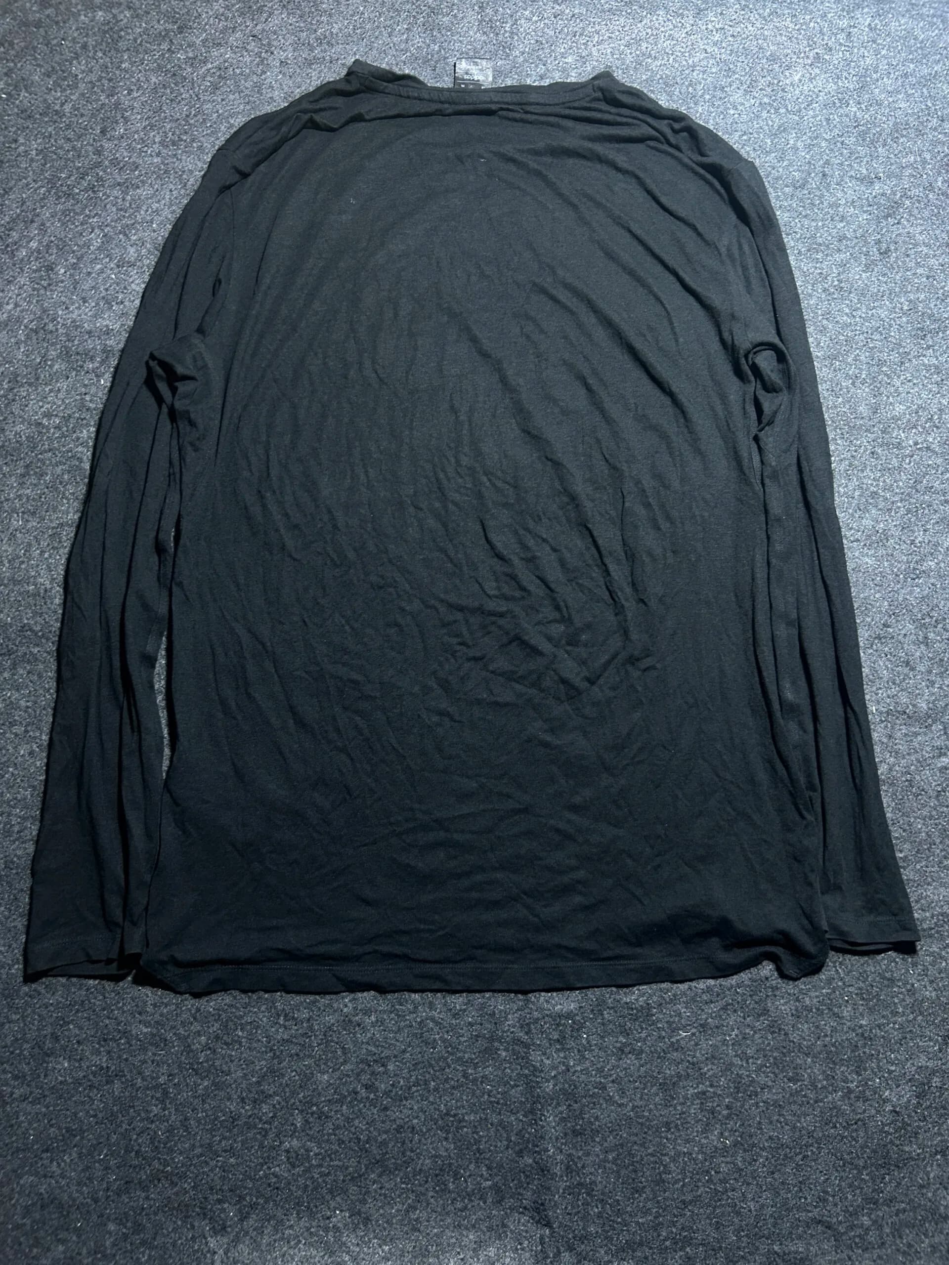 Adidas thrift t-shirt India back view