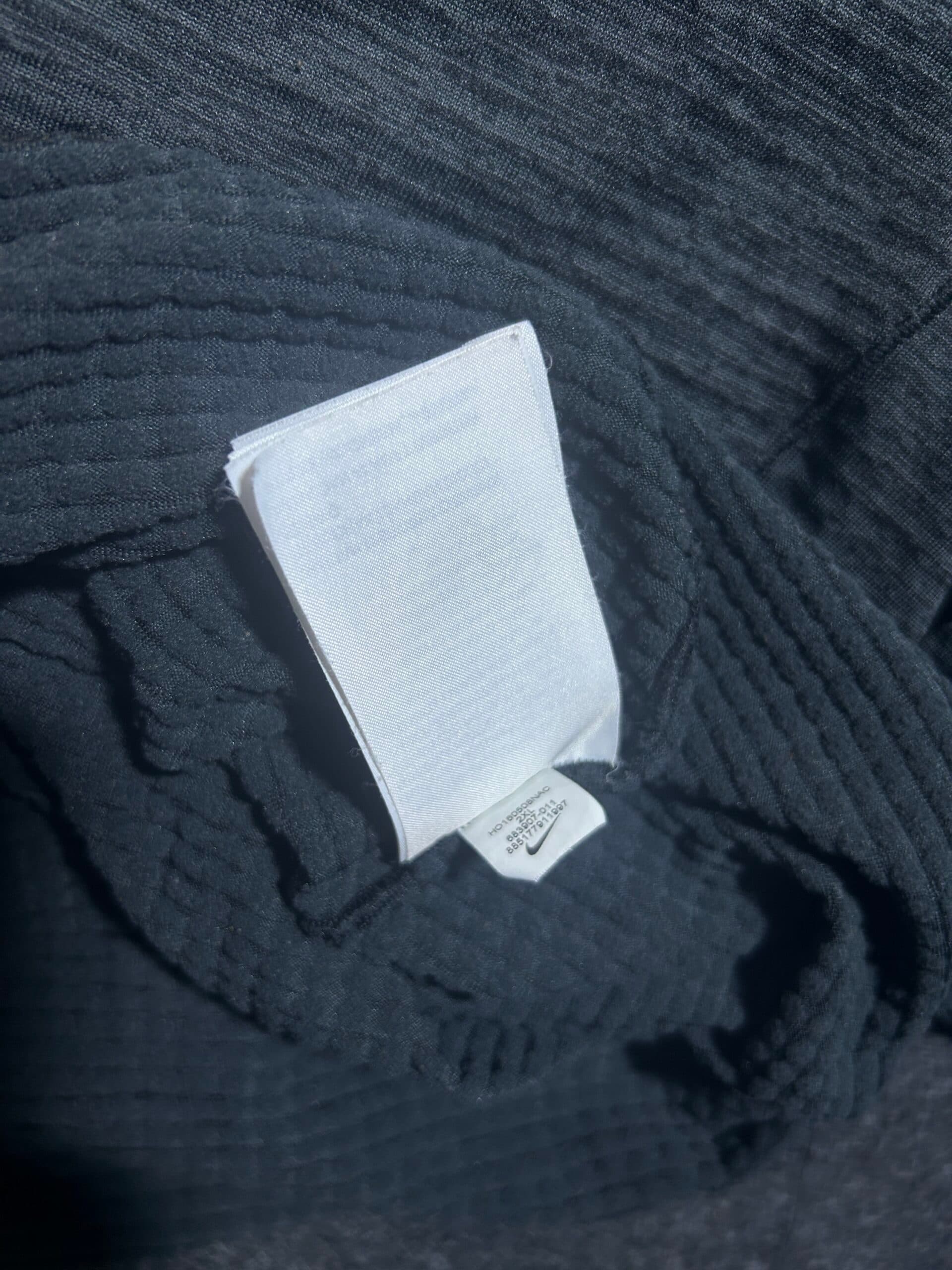 Nike Dri-FIT thrift sweatshirt India close-up