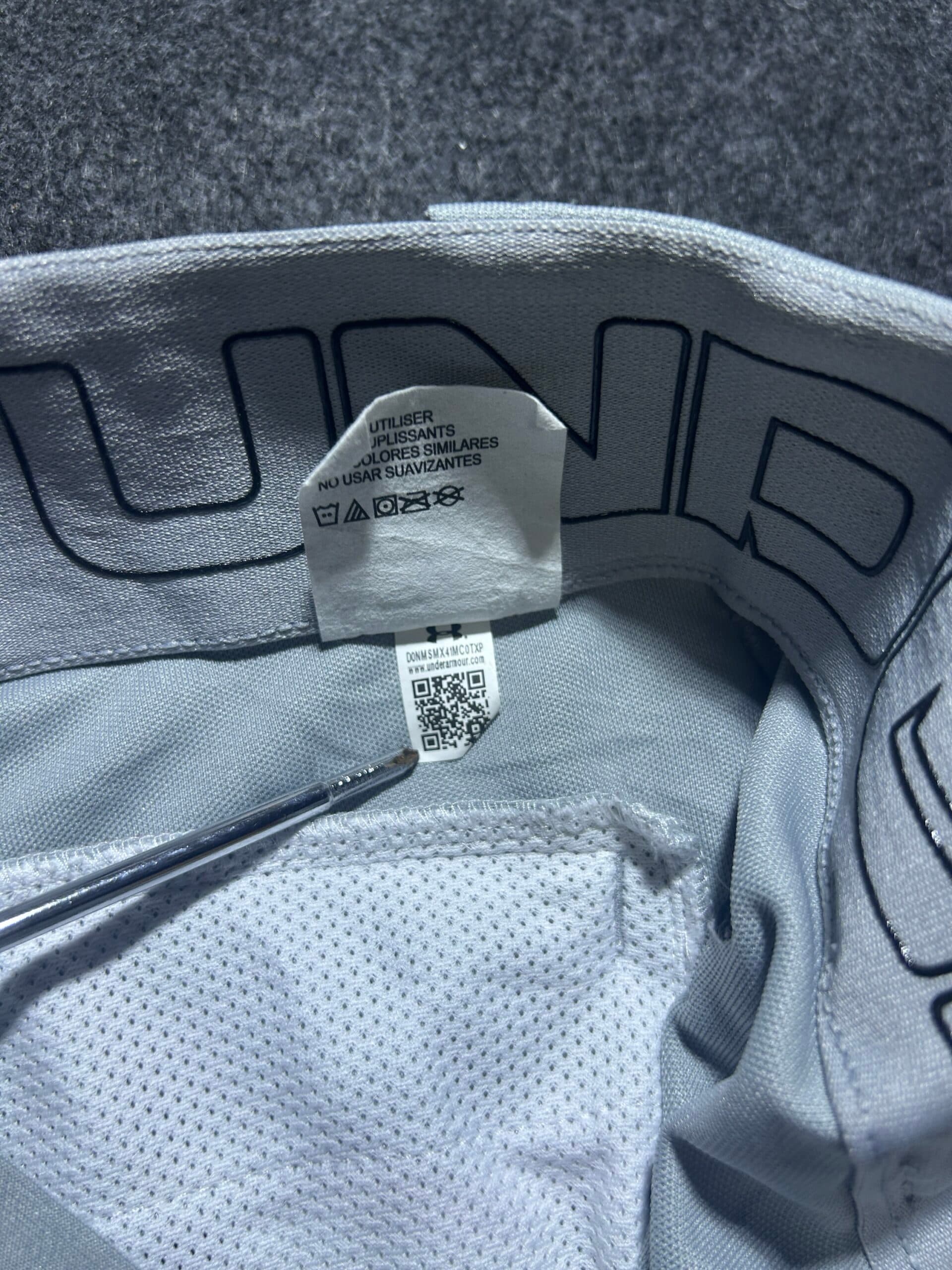 Under Armour thrift pants India close-up