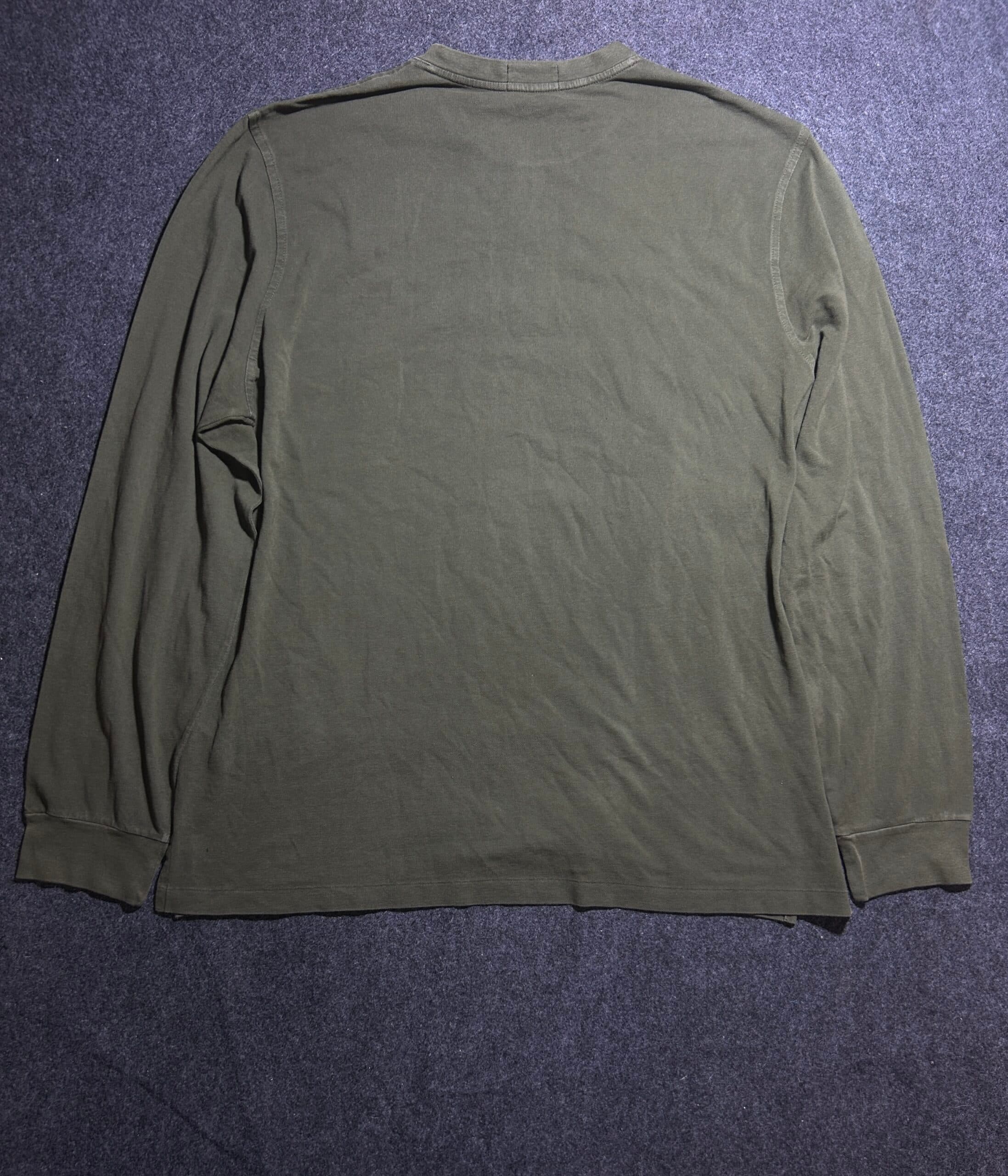 Ralph Lauren thrift polo shirt India close-up
