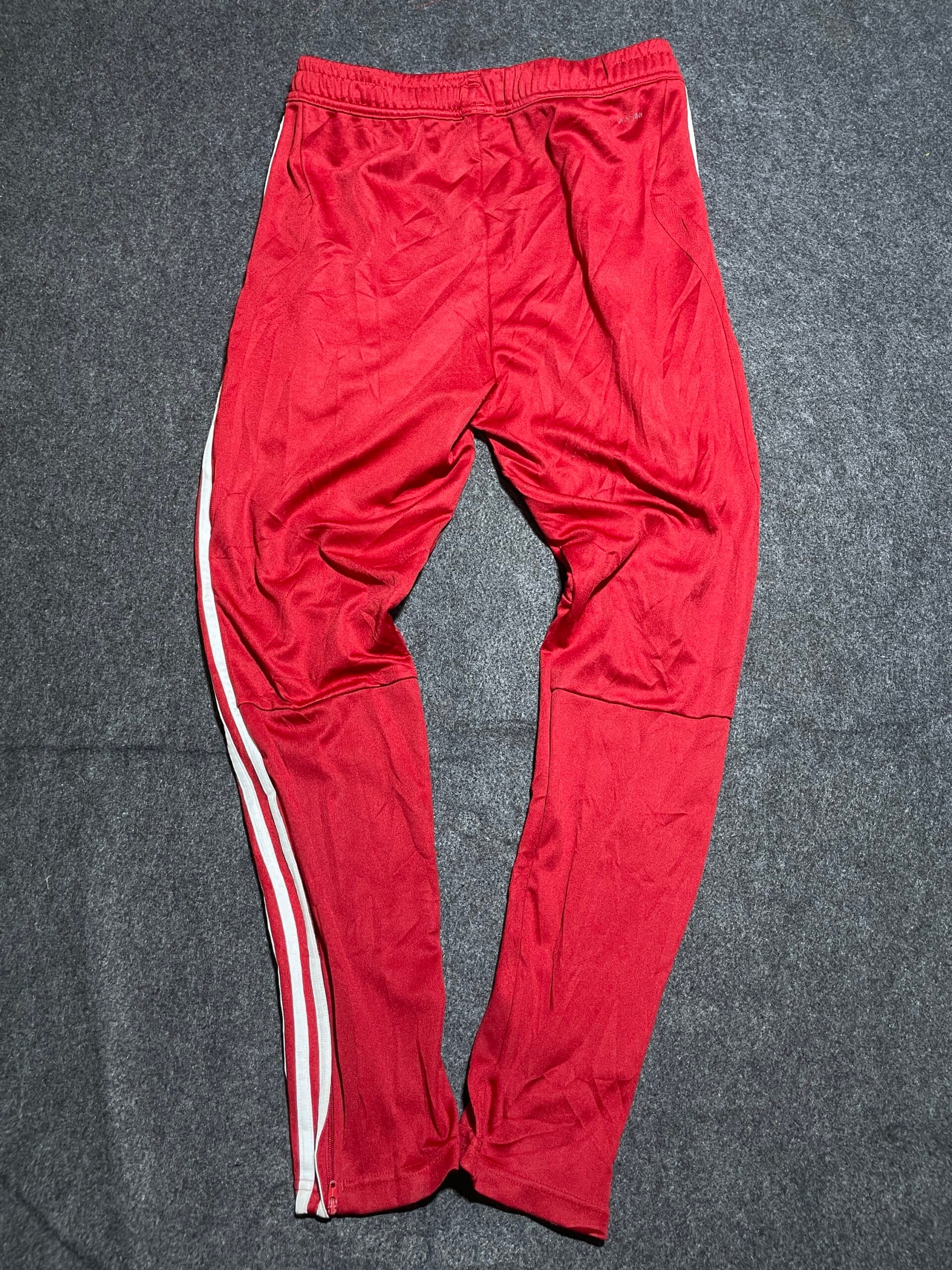 Adidas Climacool thrift track pants India close-up