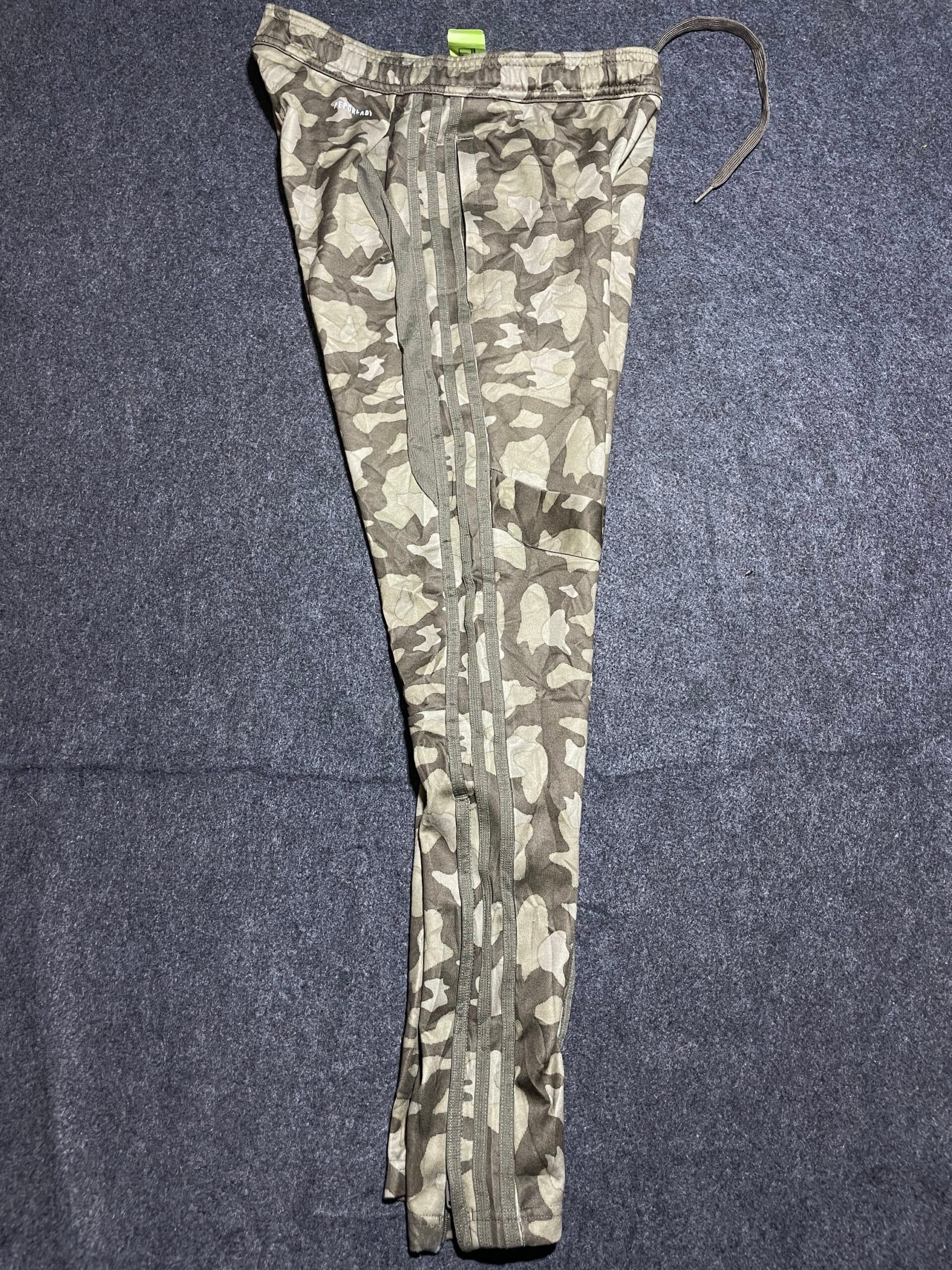 Adidas thrift track pants India detail view
