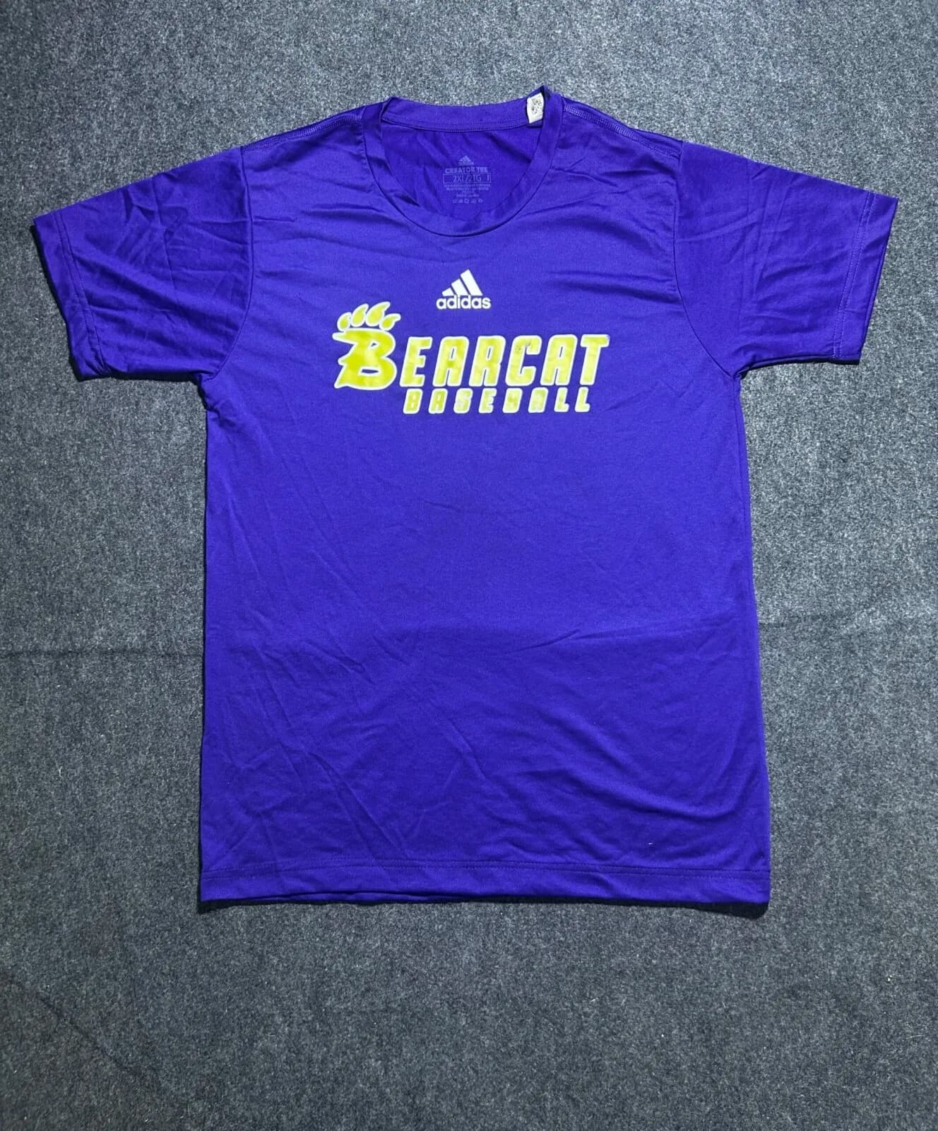 Adidas thrift t-shirt India