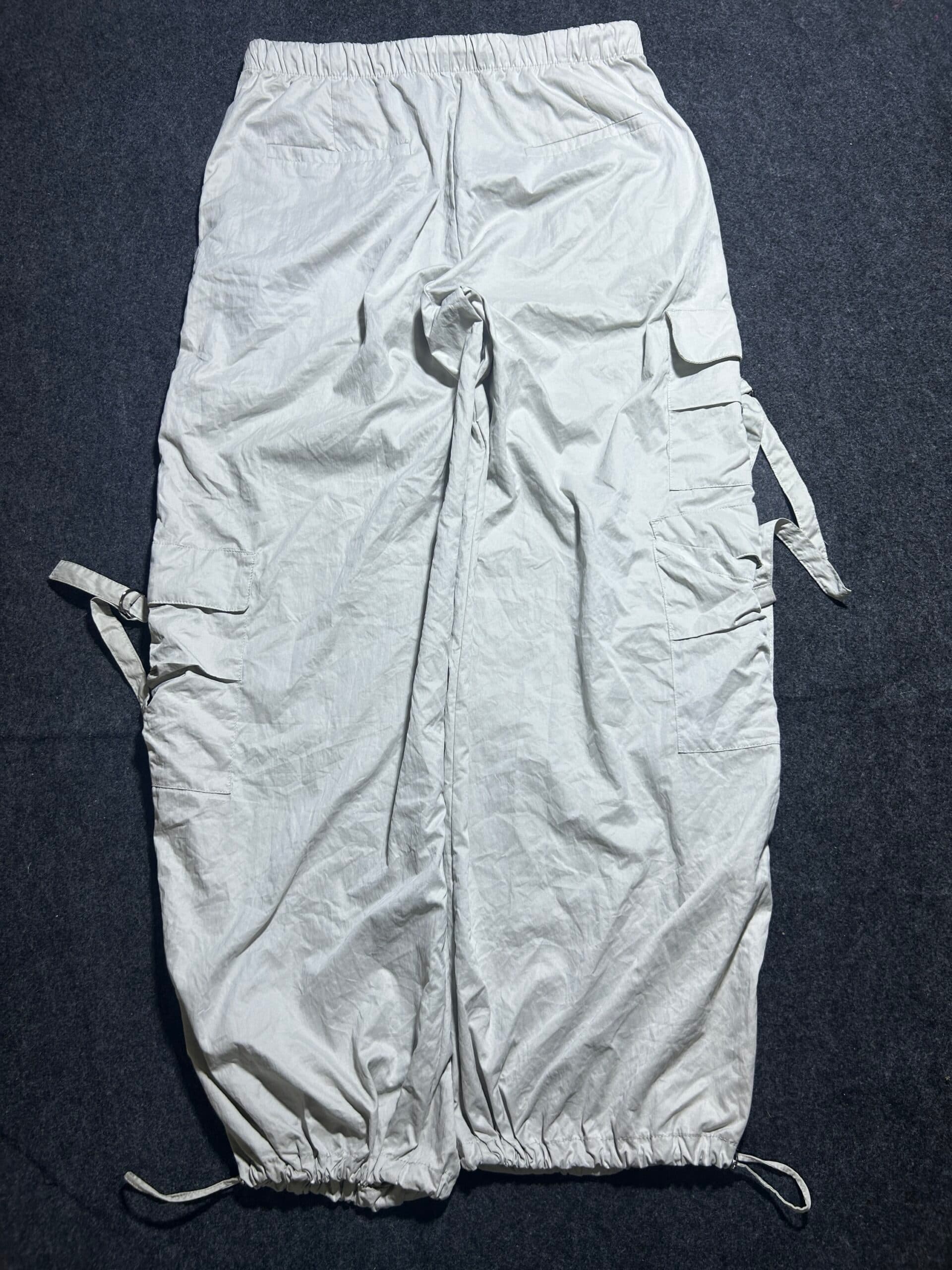 Zara thrift pants India back view