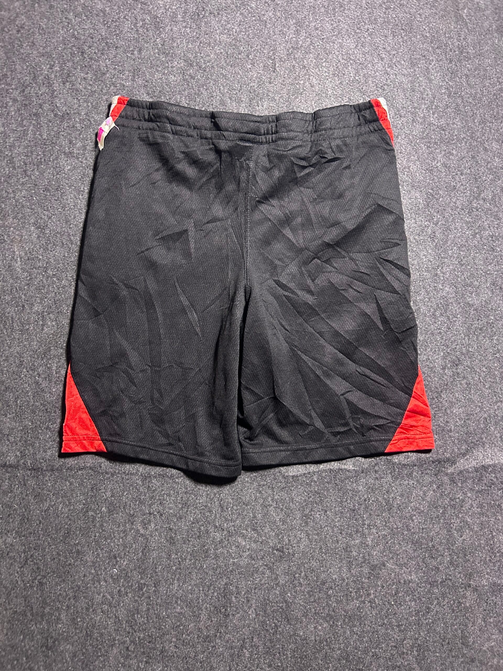 Branded thrift shorts India detail view