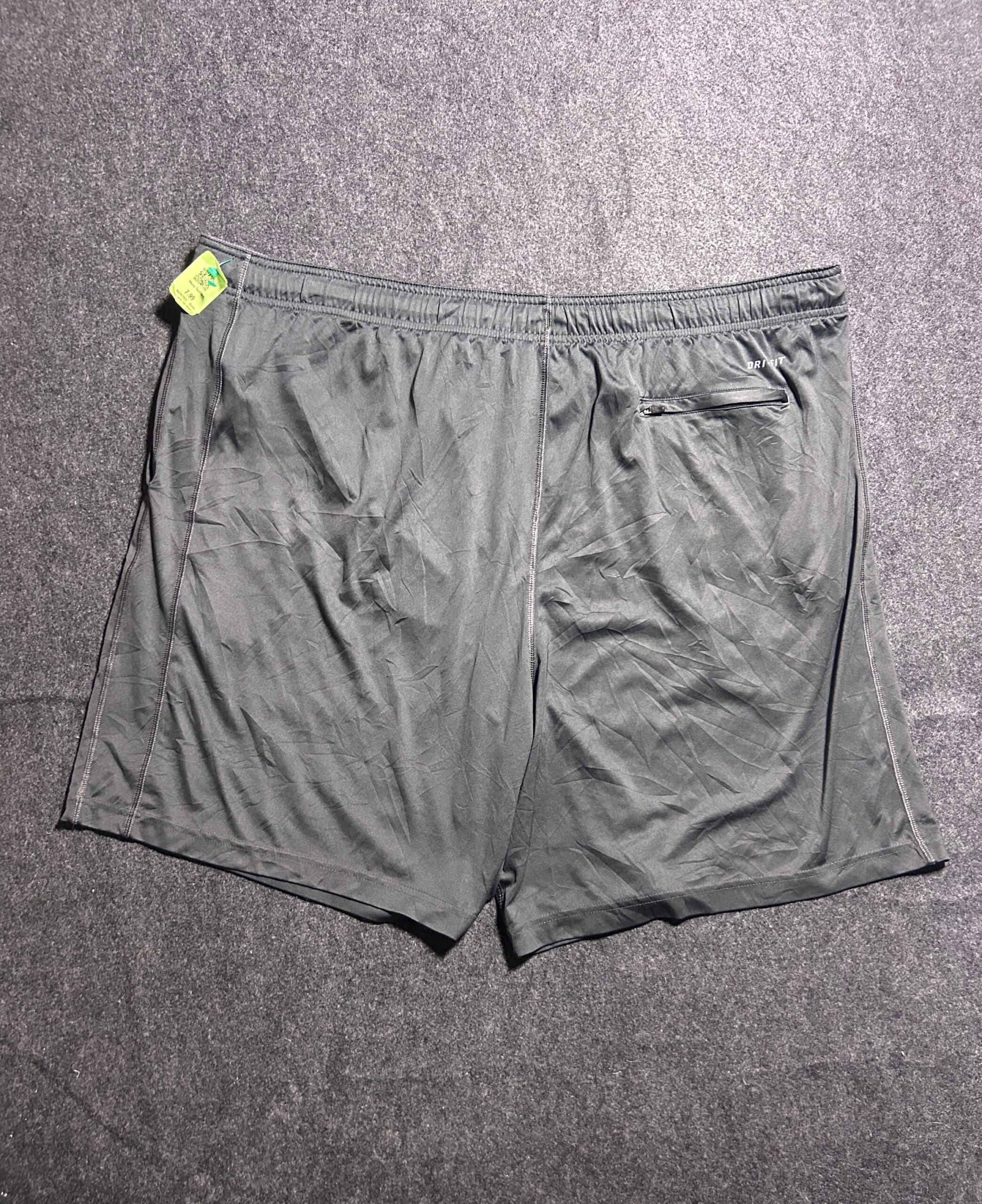 Nike thrift shorts India detail view