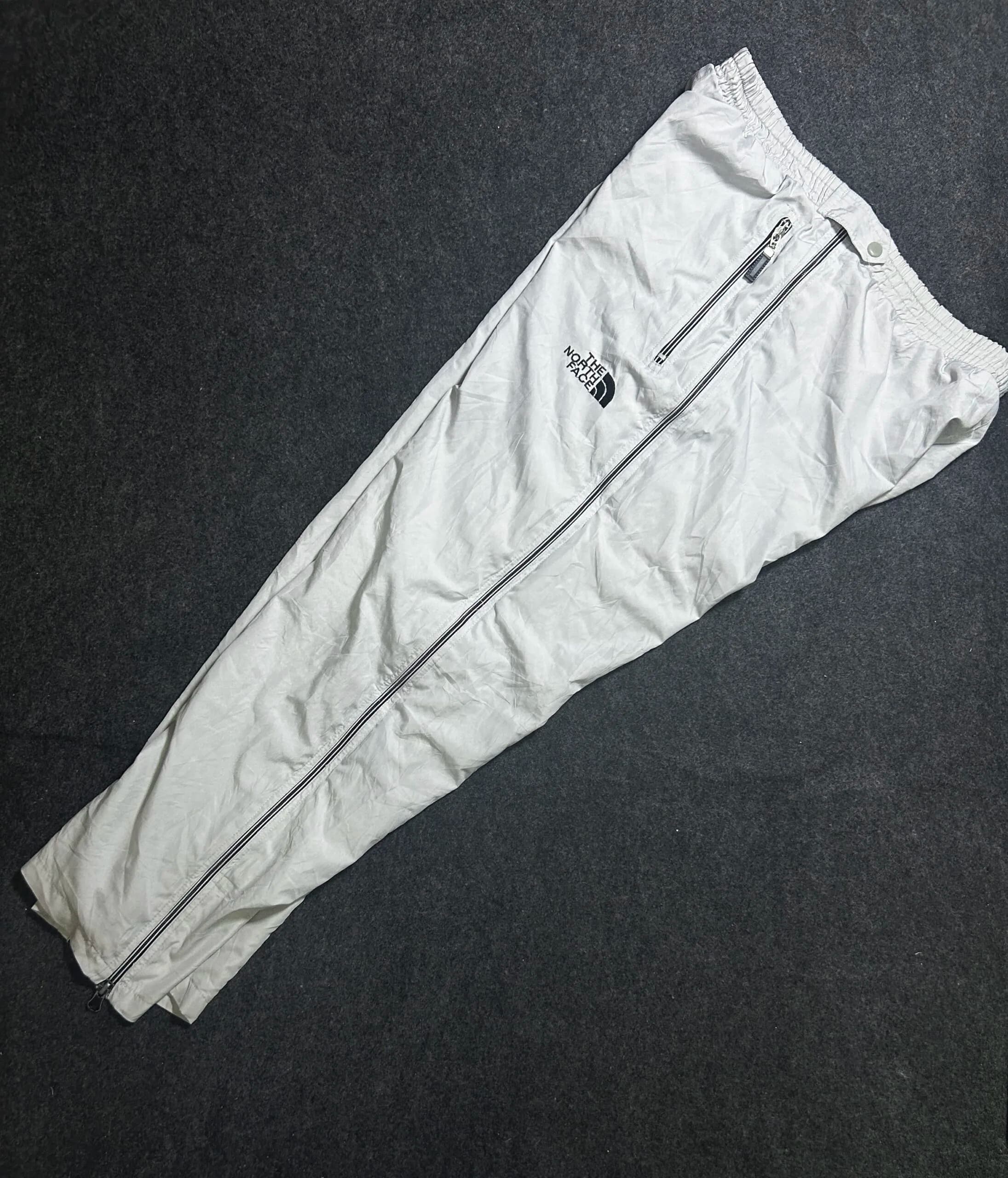 The North Face thrift windbreaker jacket India back view