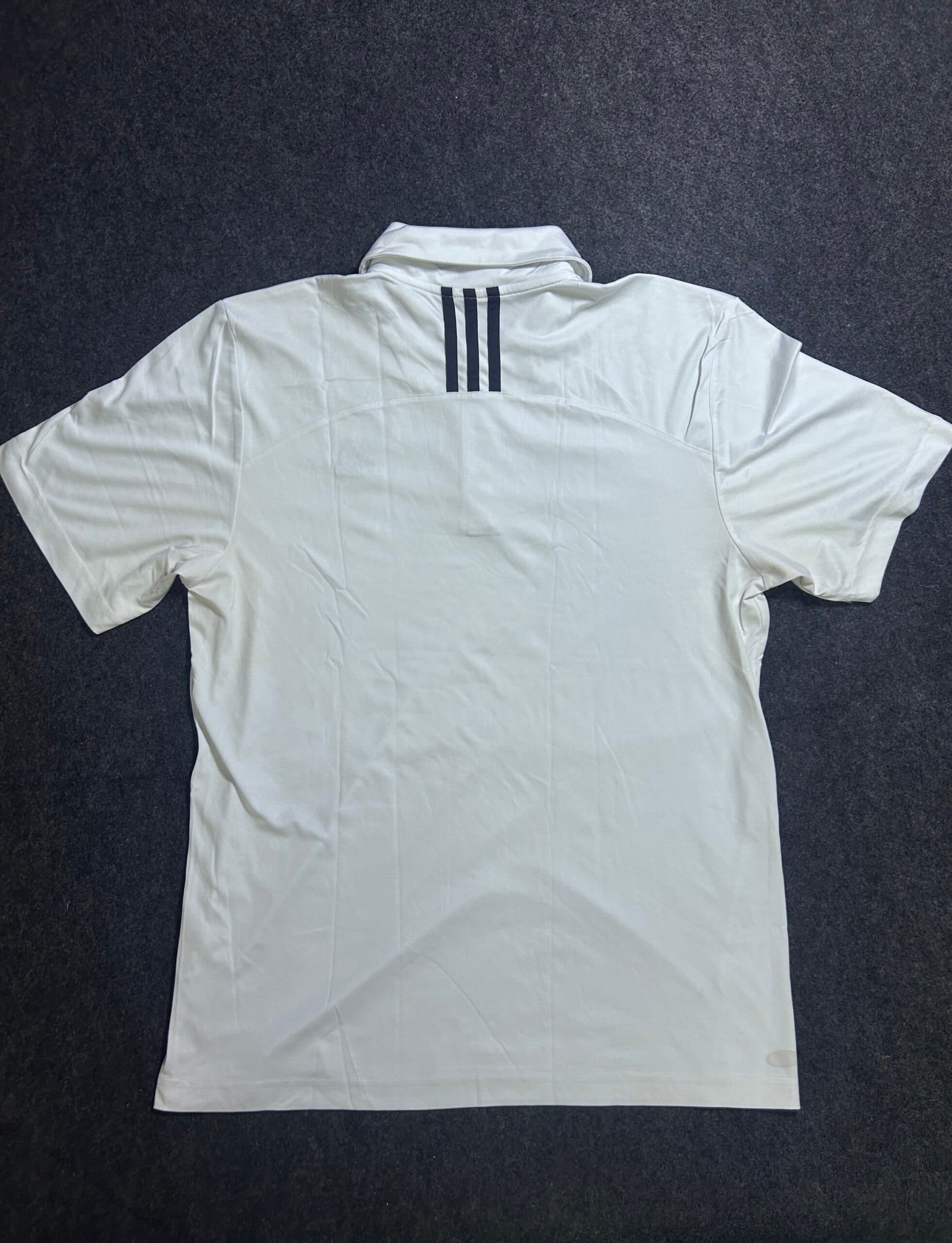 Adidas thrift polo shirt India detail view