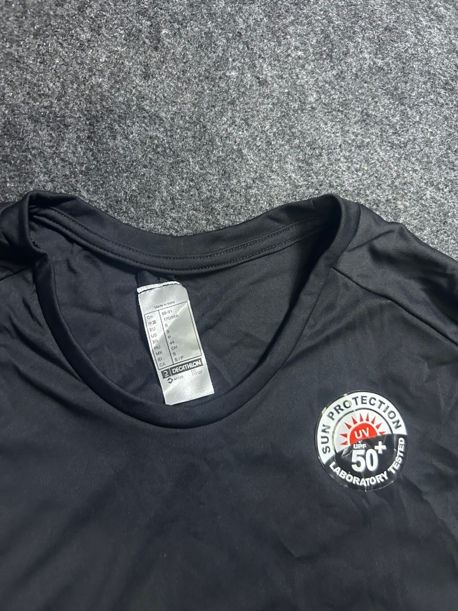 Branded thrift t-shirt India detail view