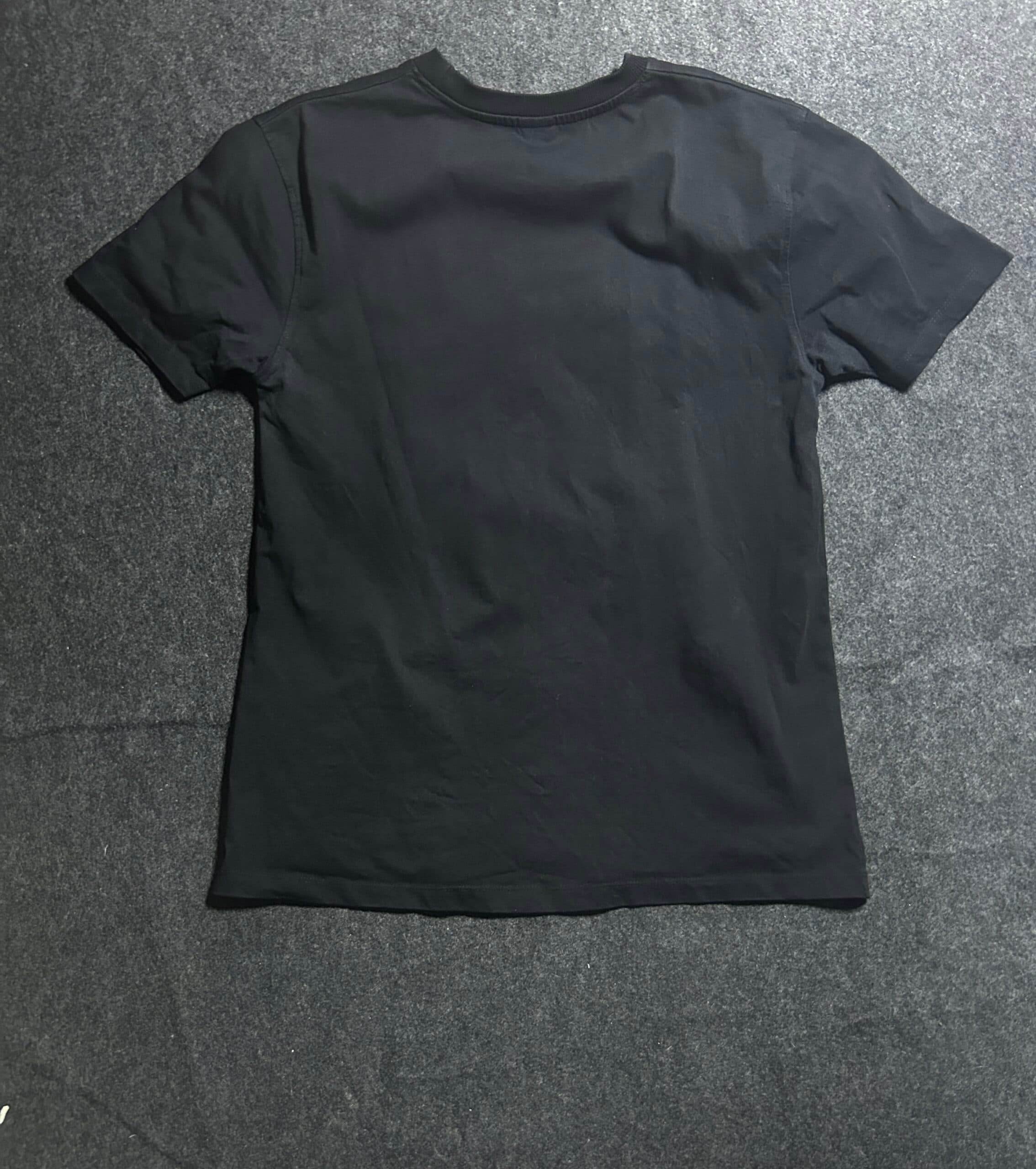 Branded thrift t-shirt India detail view