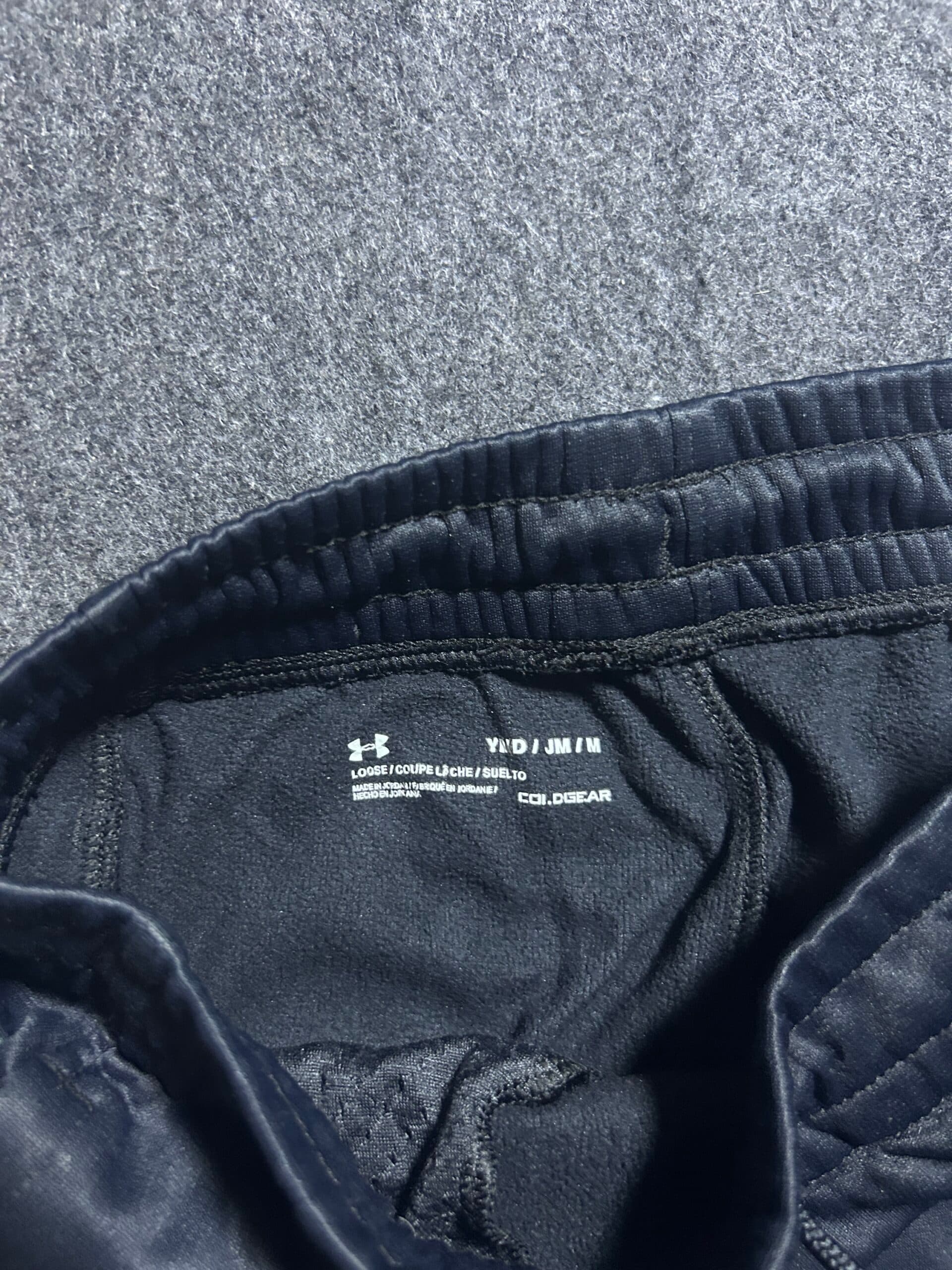 Under Armour thrift shorts India detail view