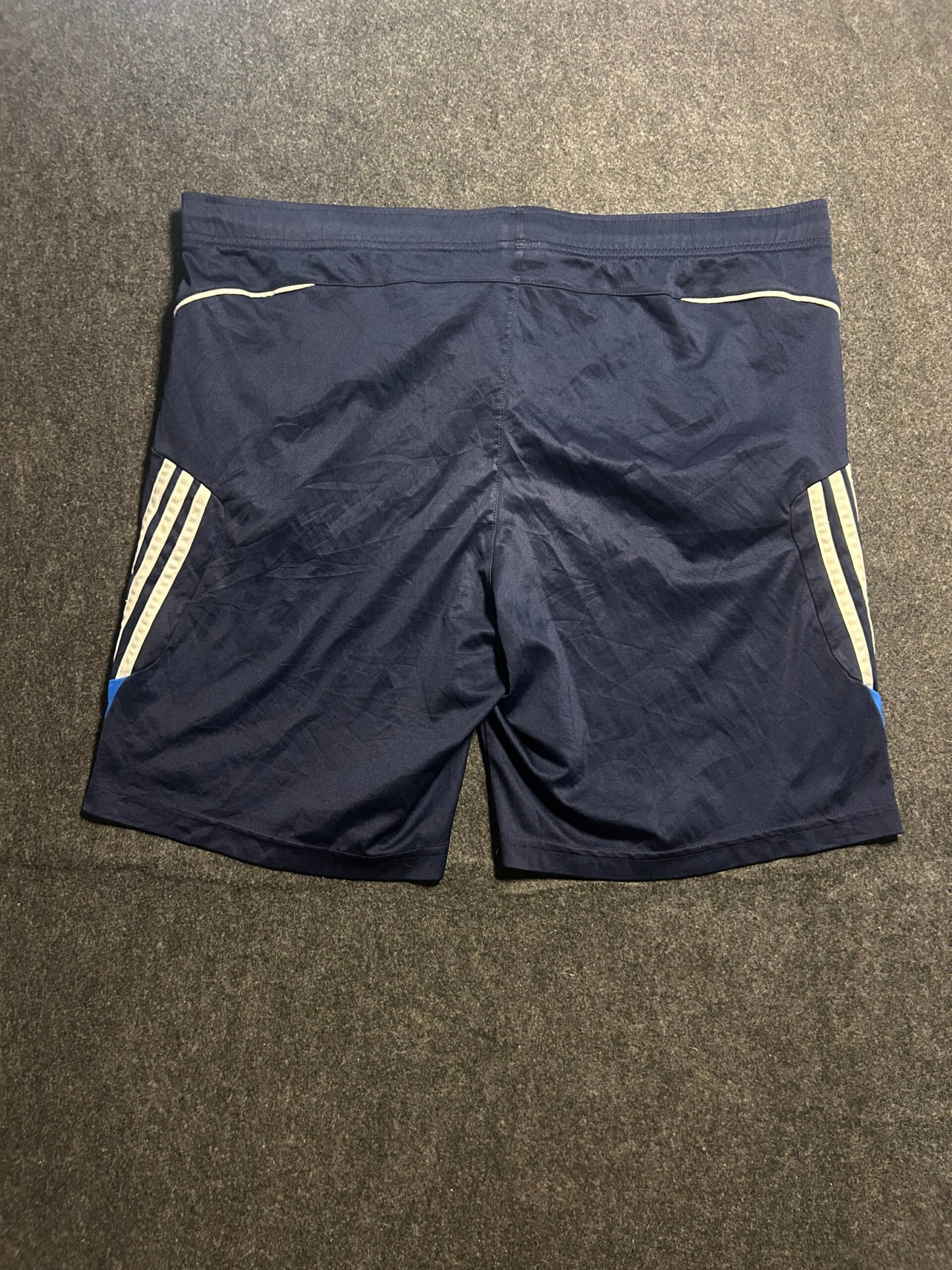 Adidas thrift shorts India detail view