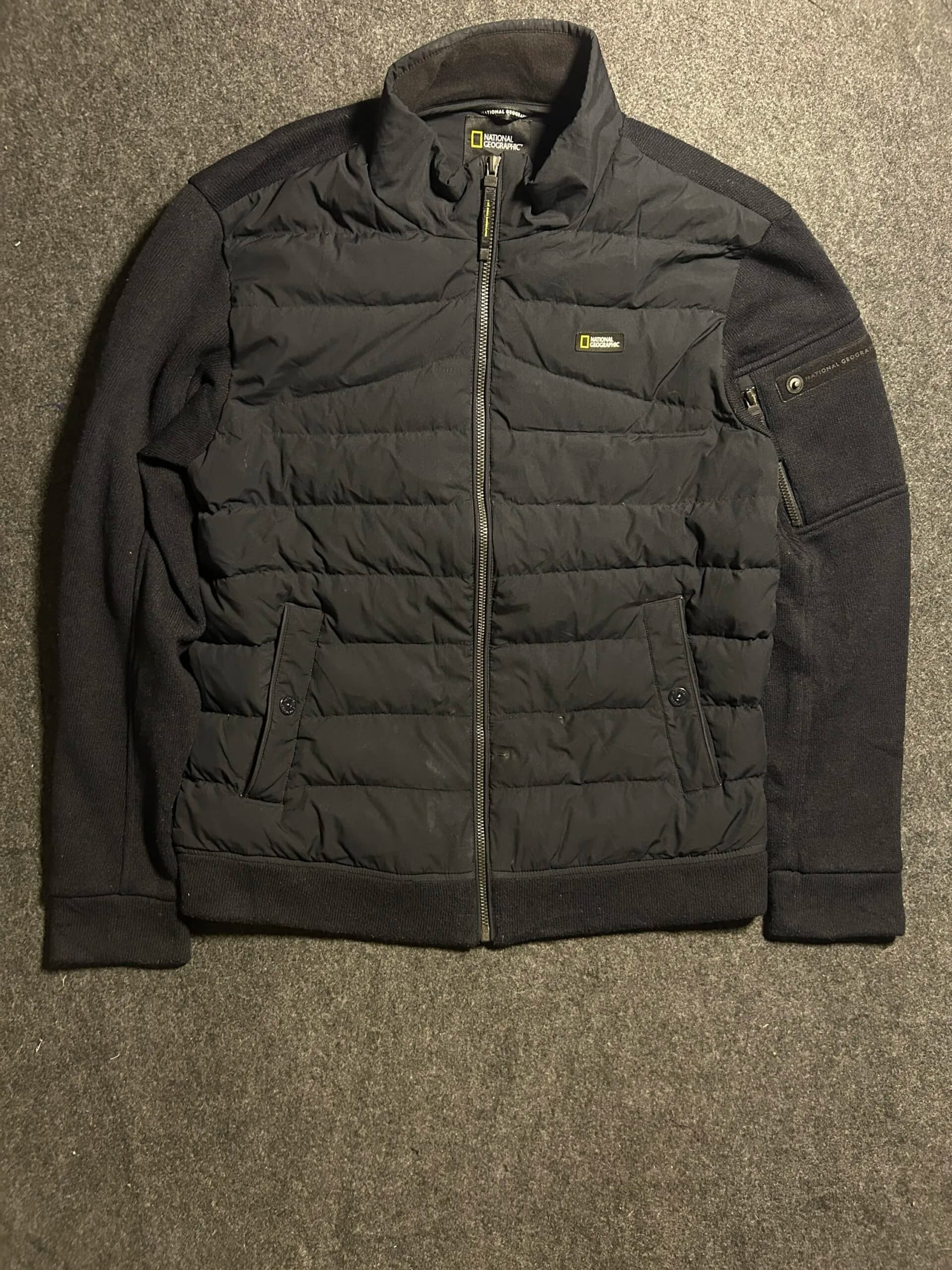 Branded thrift puffer jacket India back view