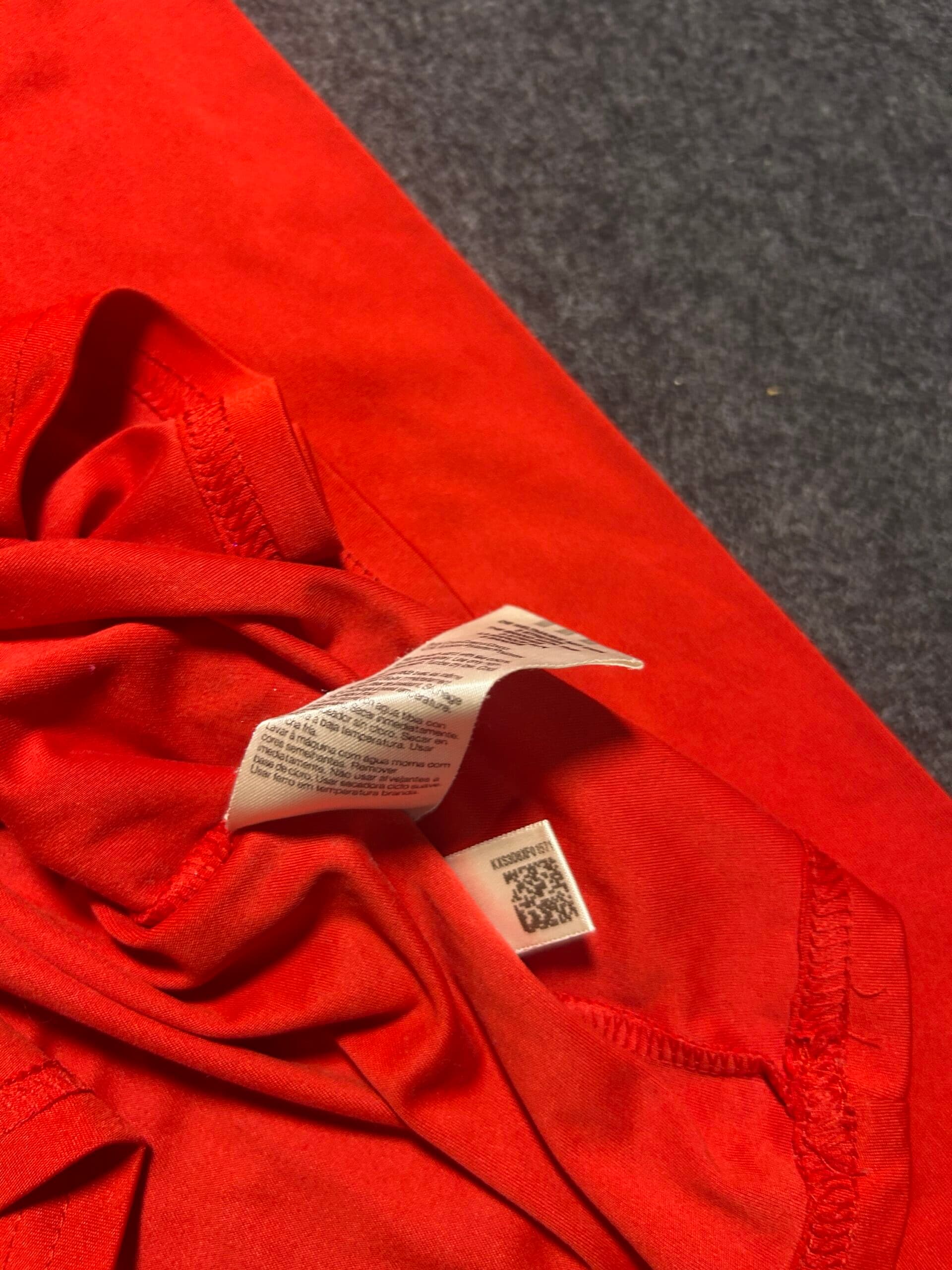 Adidas Climalite thrift t-shirt India close-up