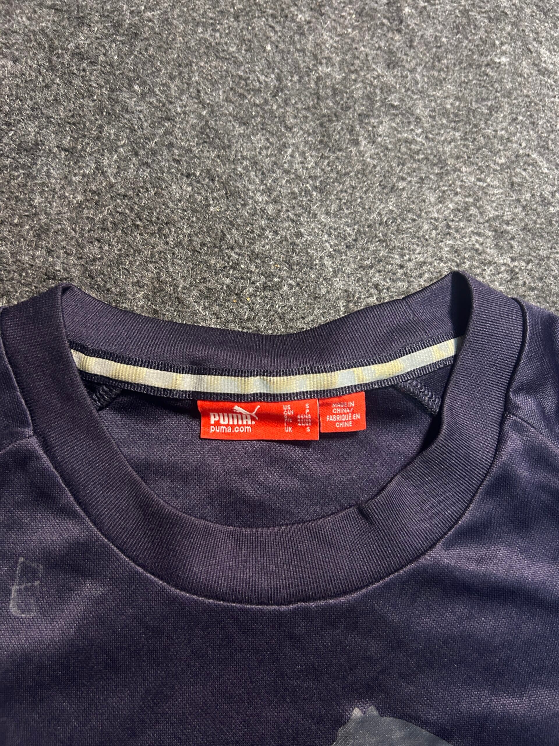 Puma thrift clothing India detail view