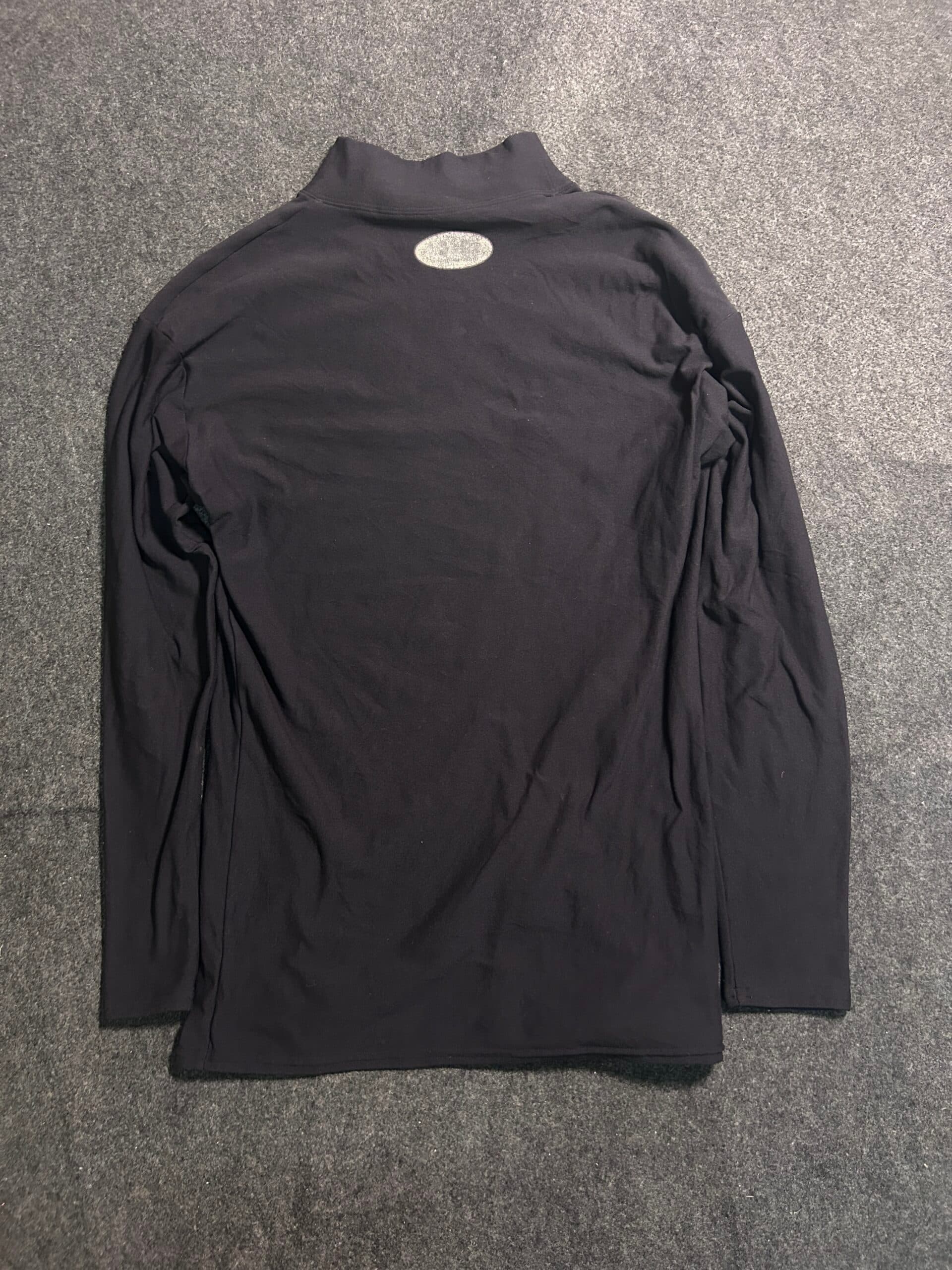 Under Armour thrift compression wear India detail view