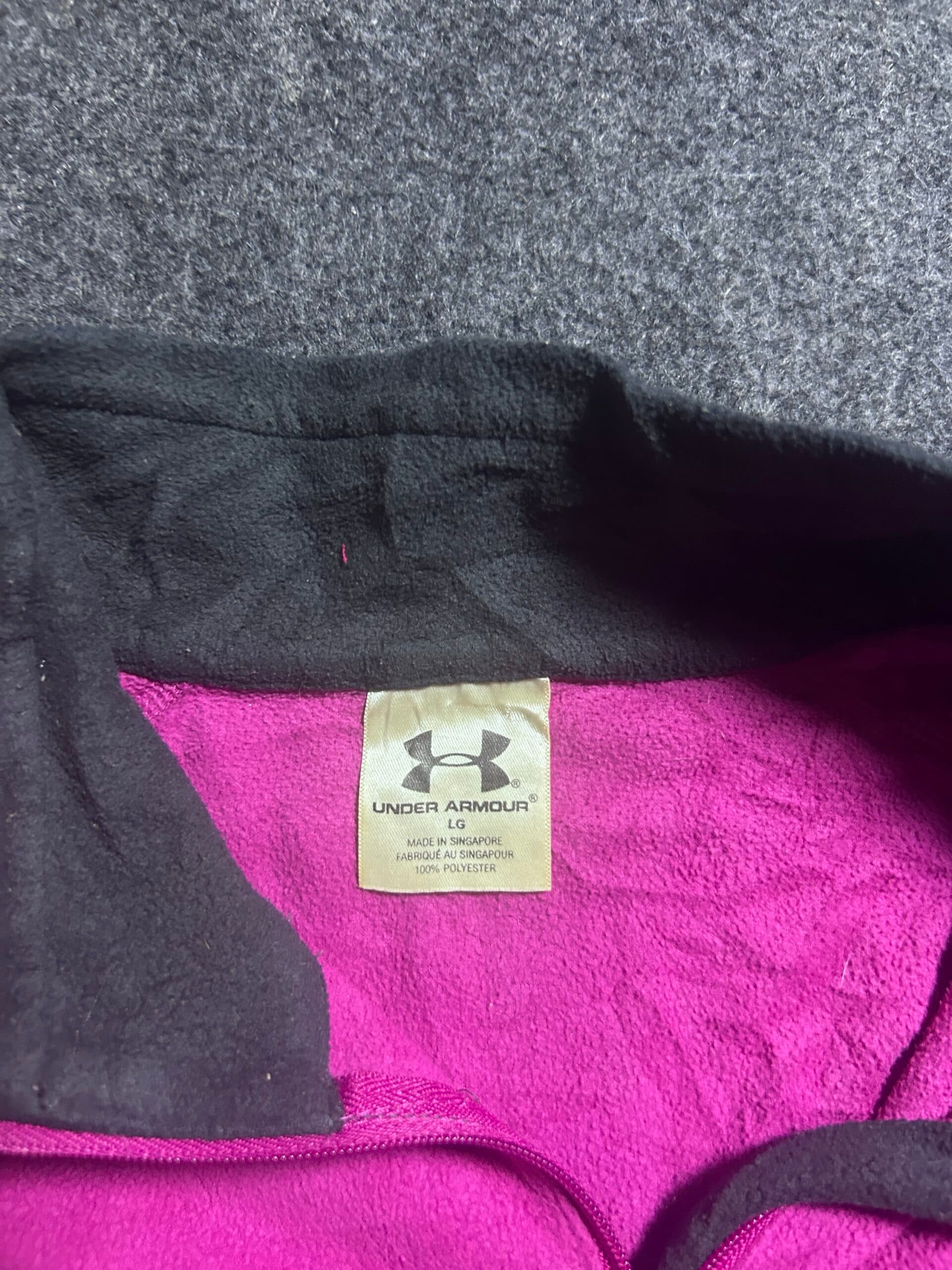 Under Armour thrift fleece jacket India detail view