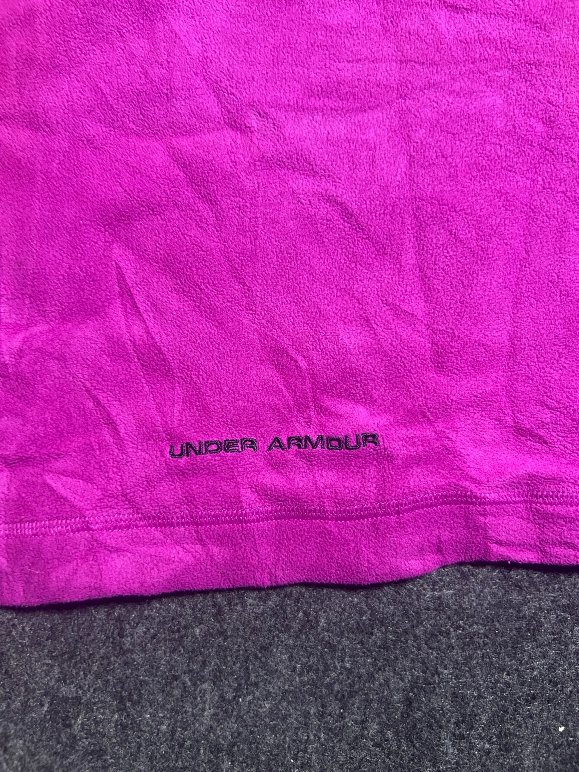 Under Armour thrift fleece jacket India close-up