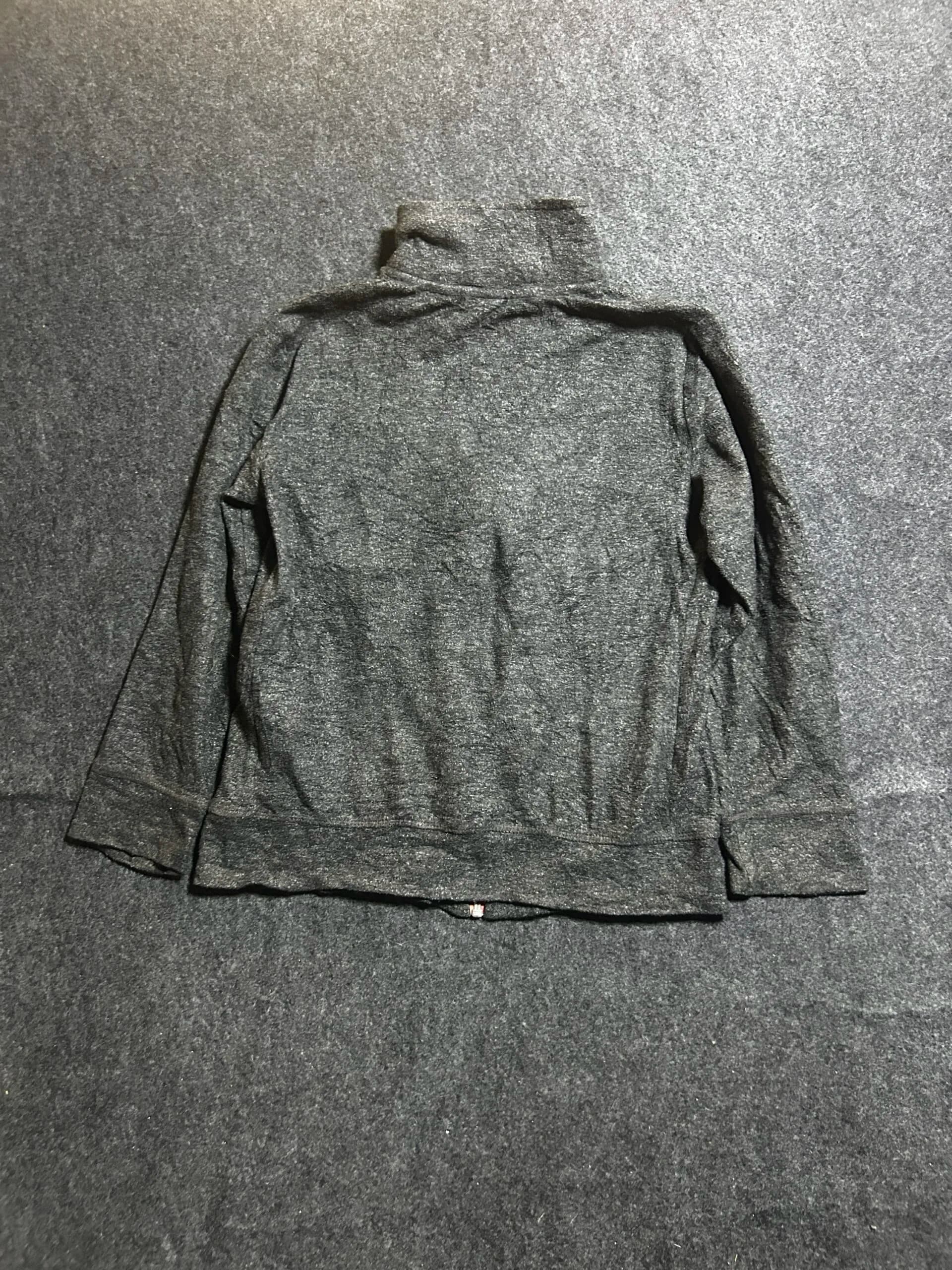 Puma thrift jacket India back view