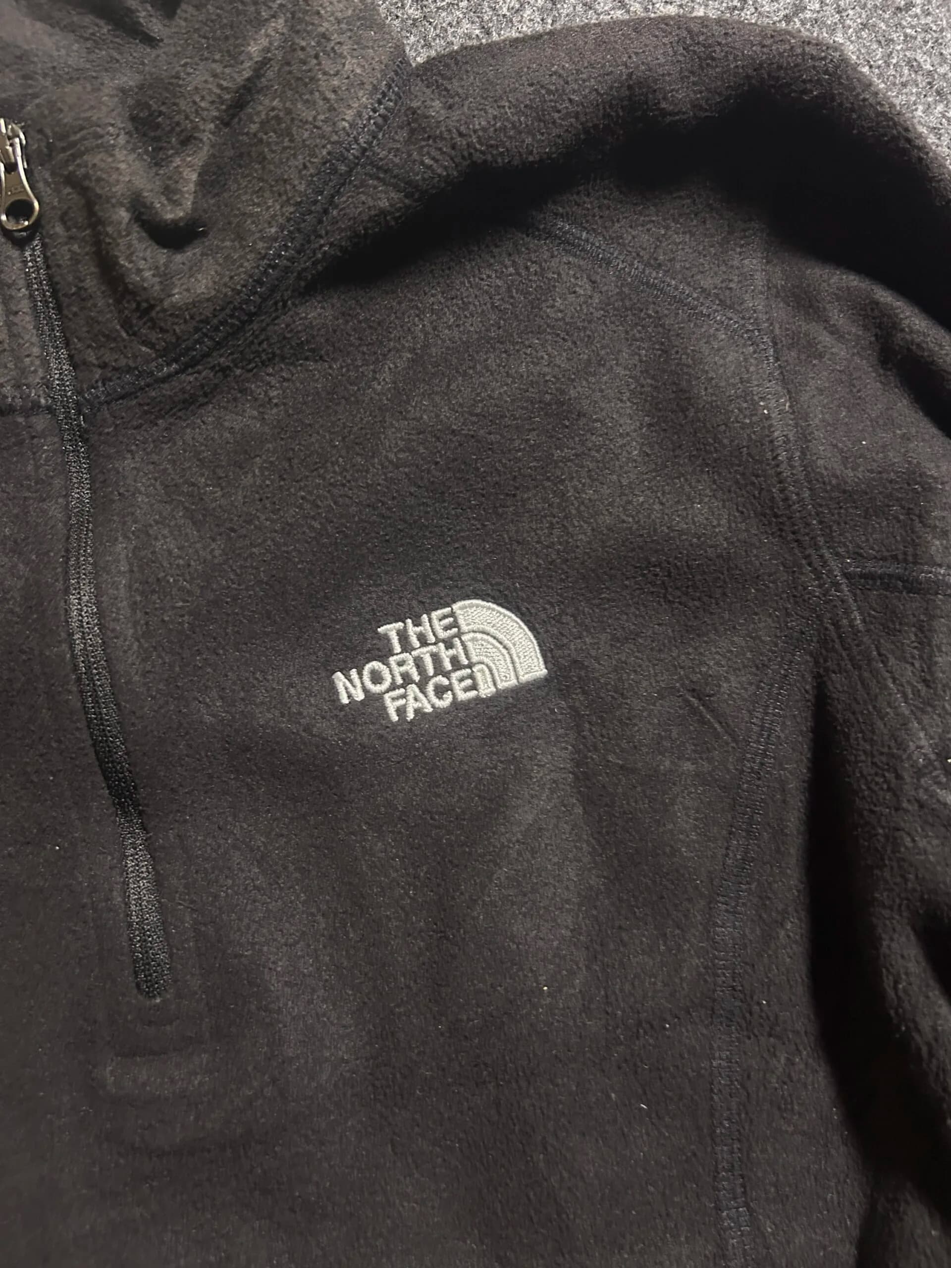 The North Face thrift fleece jacket India back view