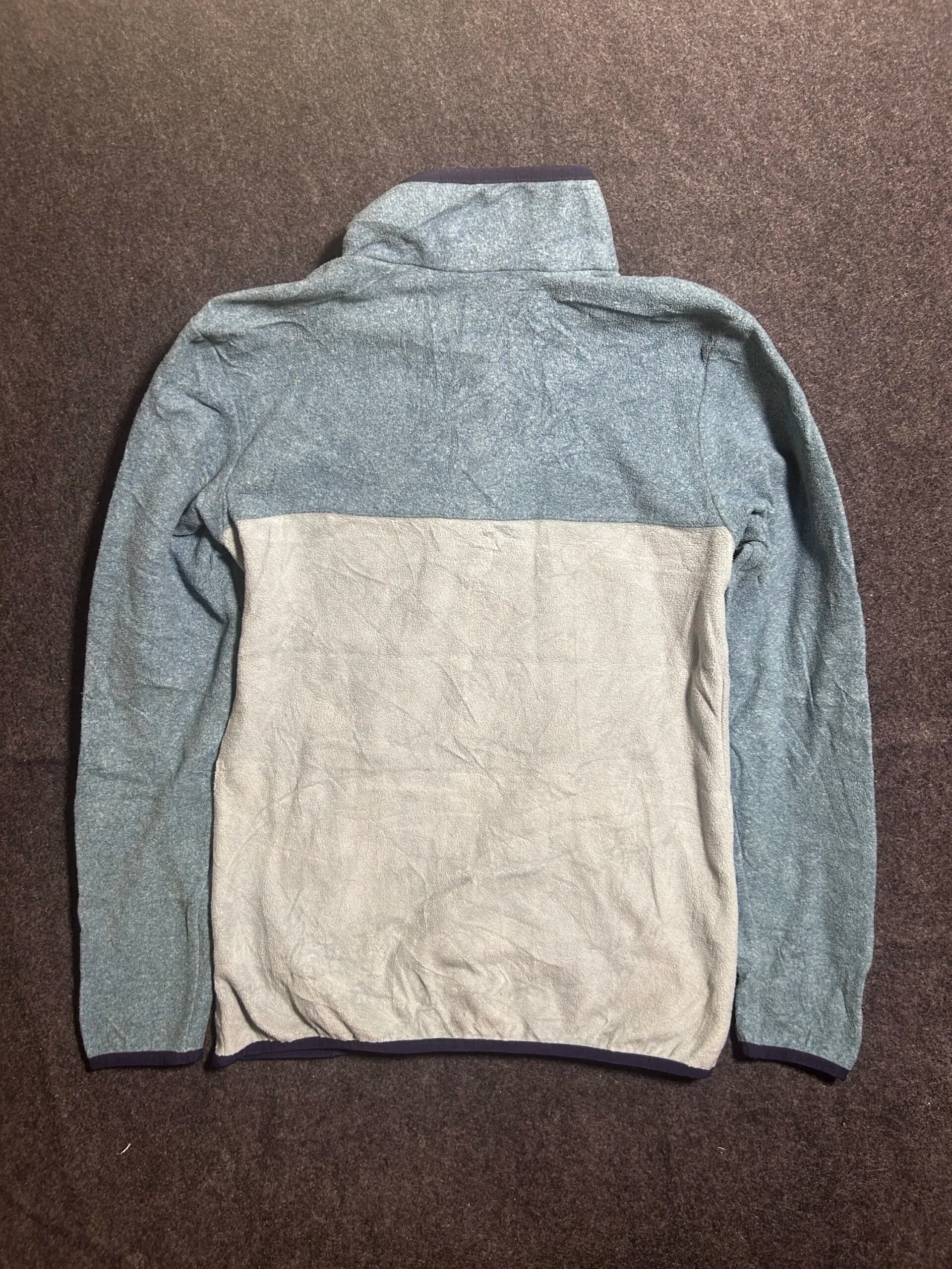 Columbia thrift fleece jacket India back view