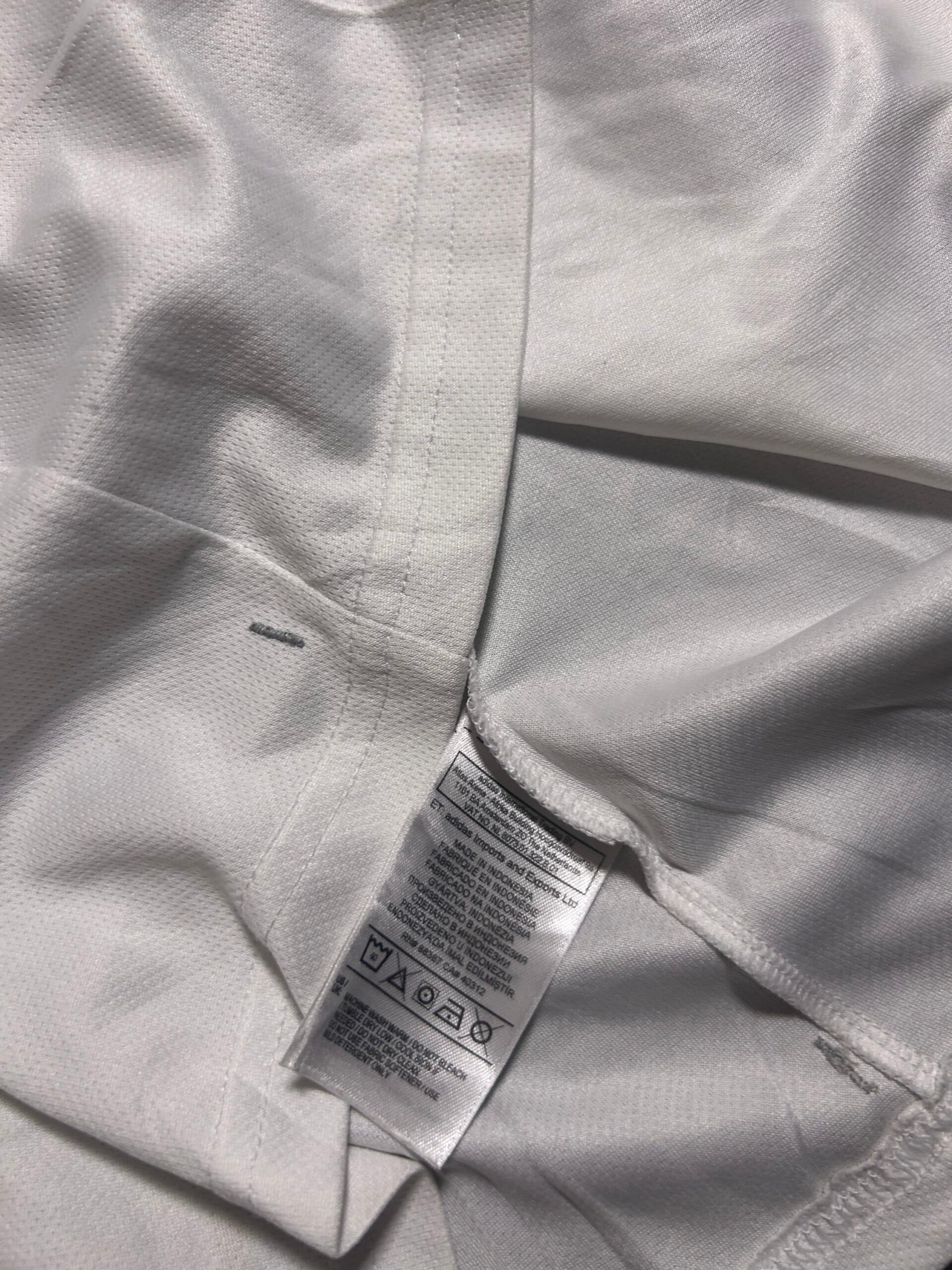 Adidas Climalite thrift t-shirt India close-up