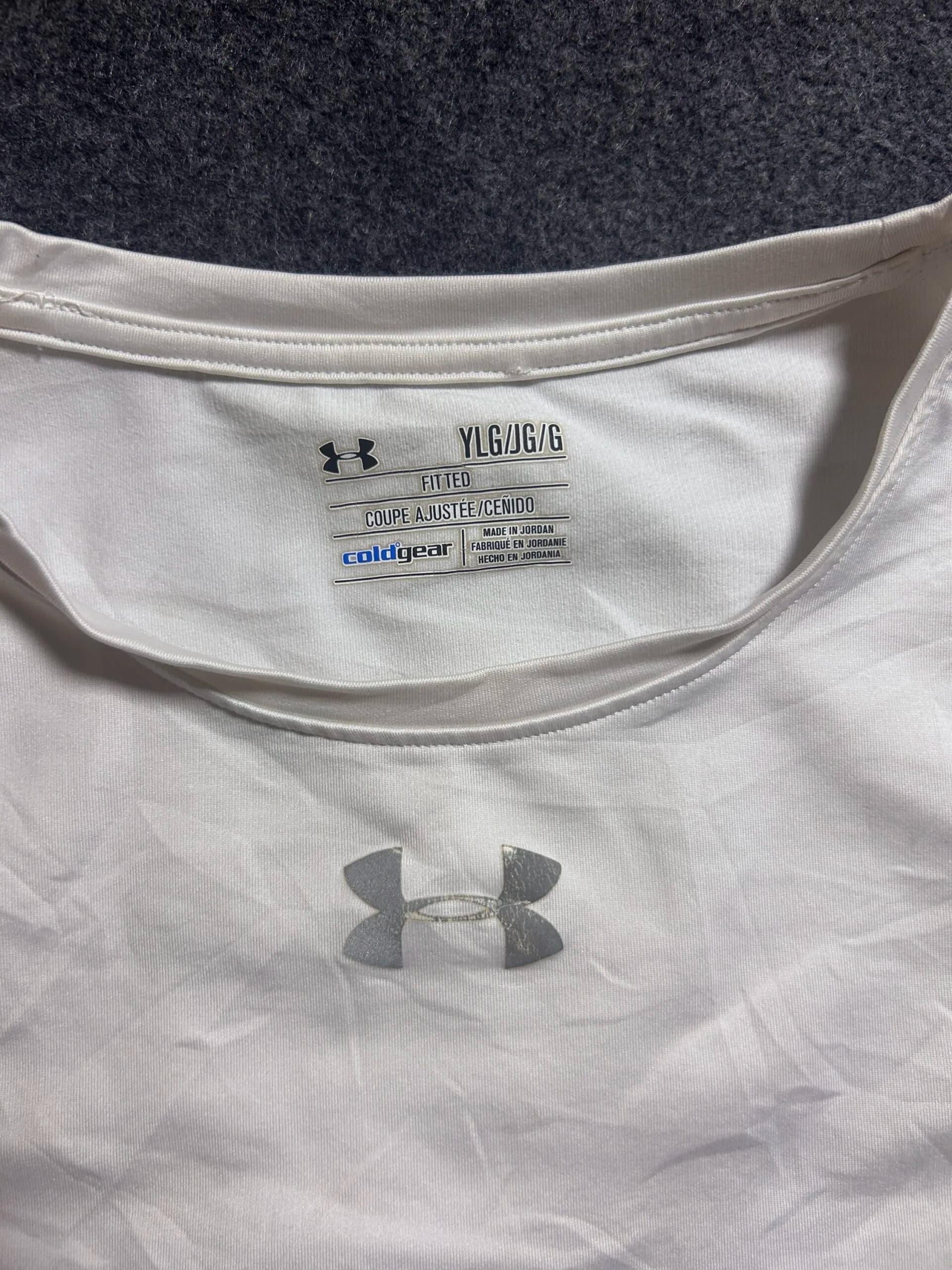 Under Armour ColdGear thrift compression wear India back view