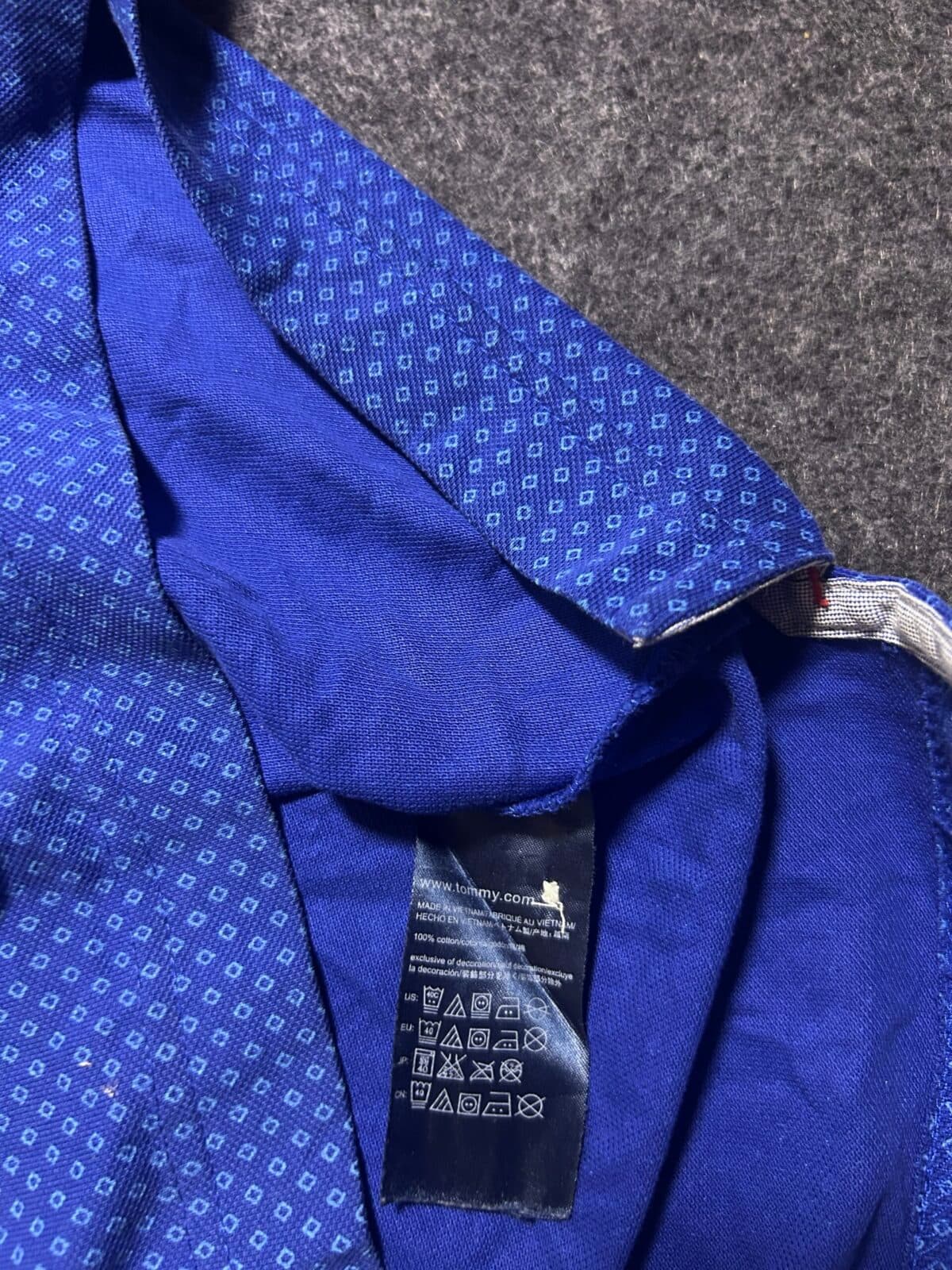 Tommy Hilfiger thrift polo shirt India close-up
