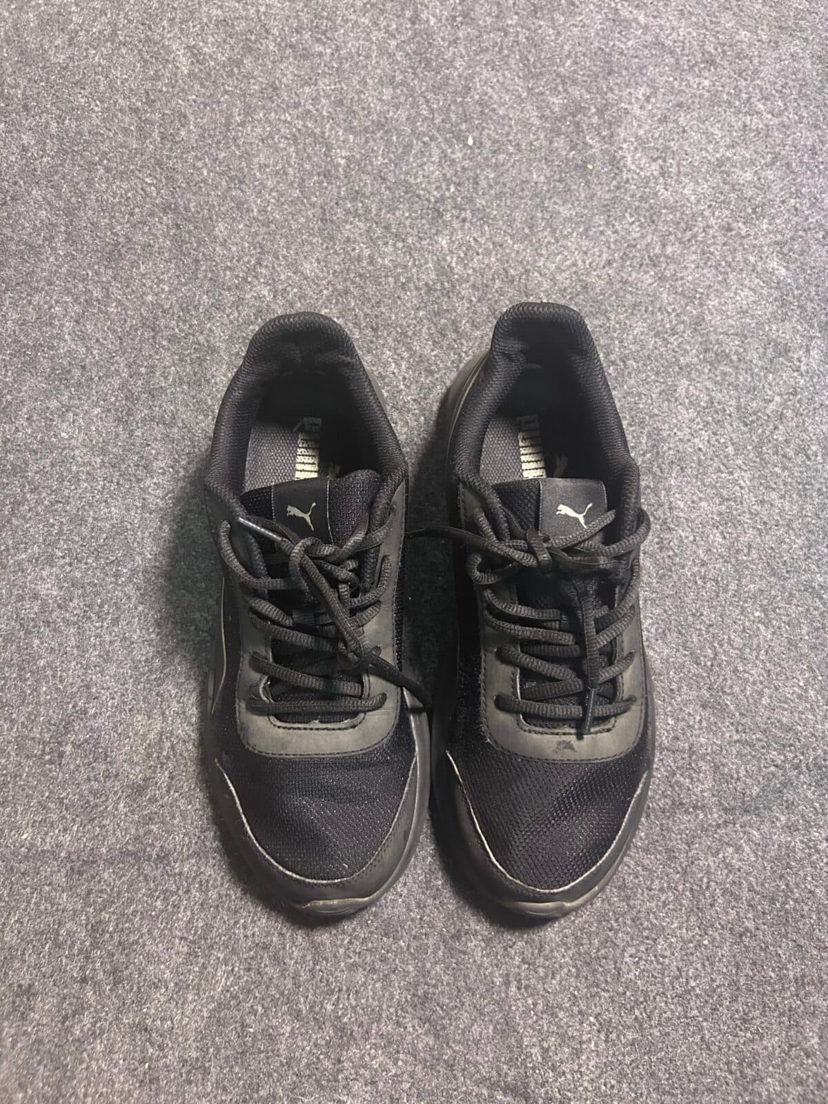 Puma thrift running shoes India close-up