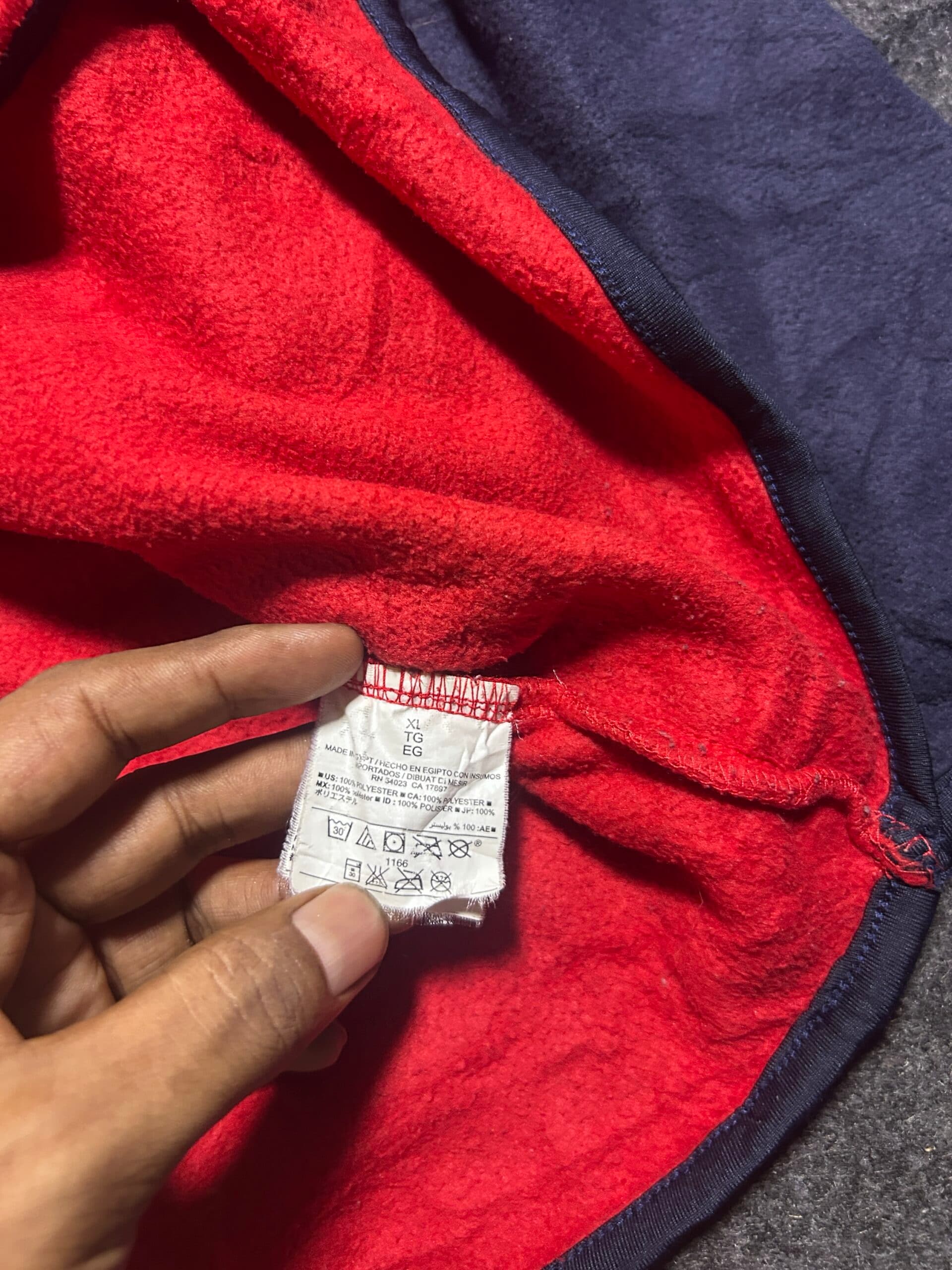 Branded thrift fleece jacket India detail view