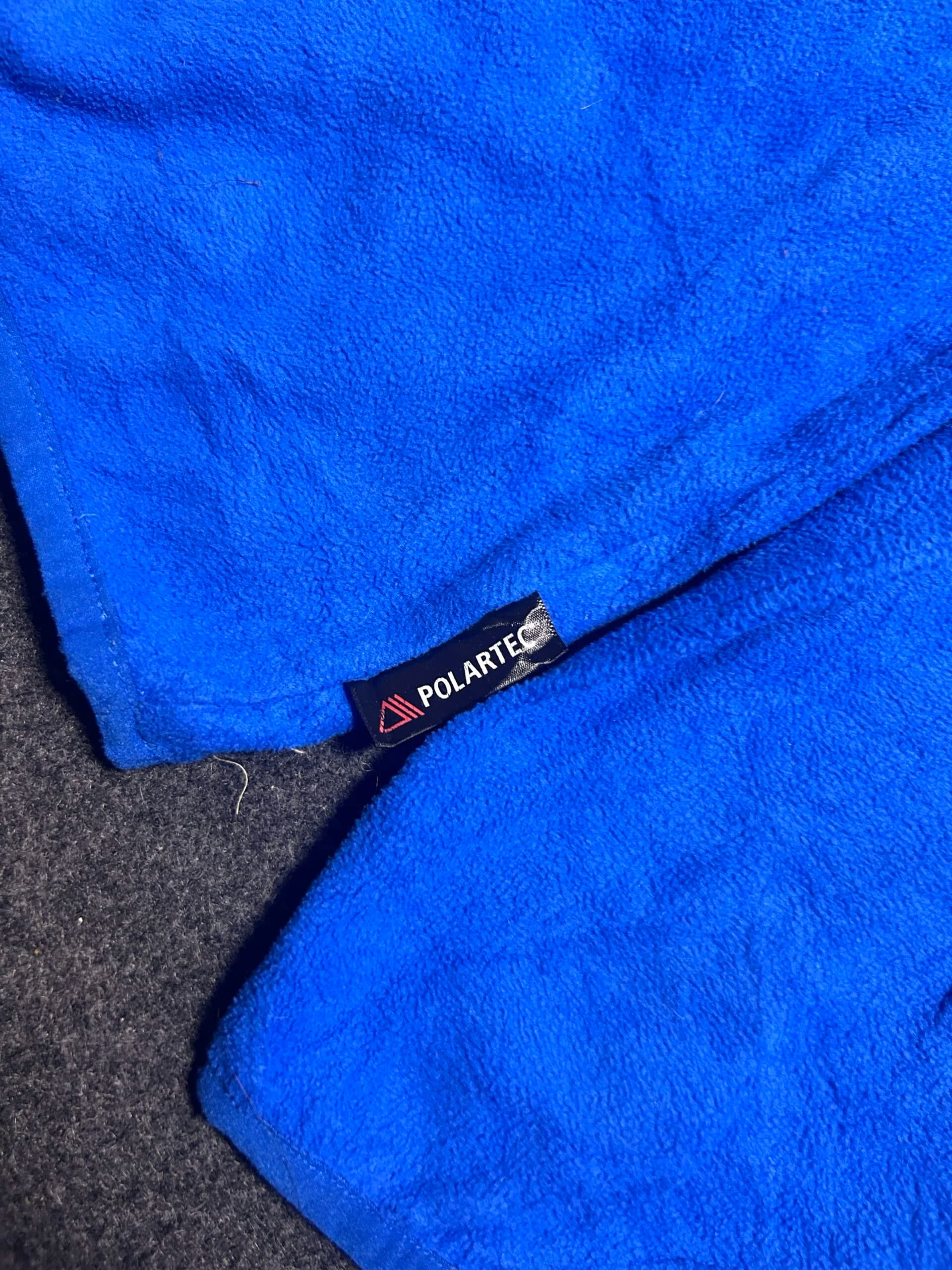Columbia thrift fleece jacket India back view
