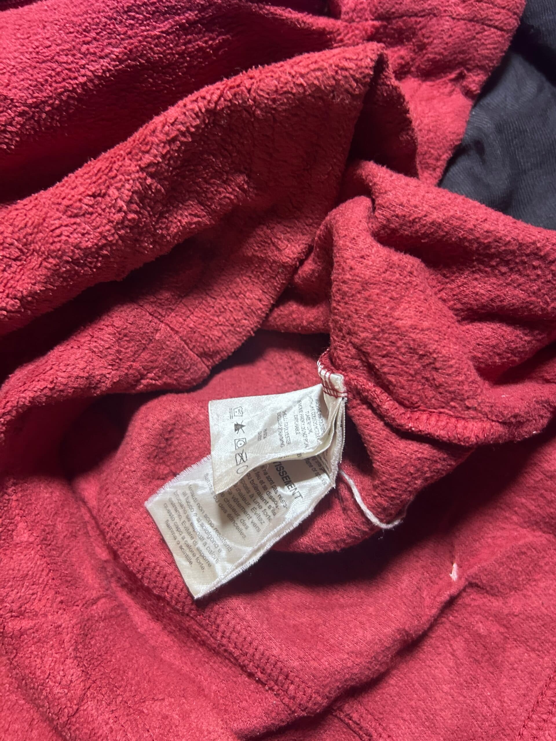 Columbia thrift fleece jacket India detail view