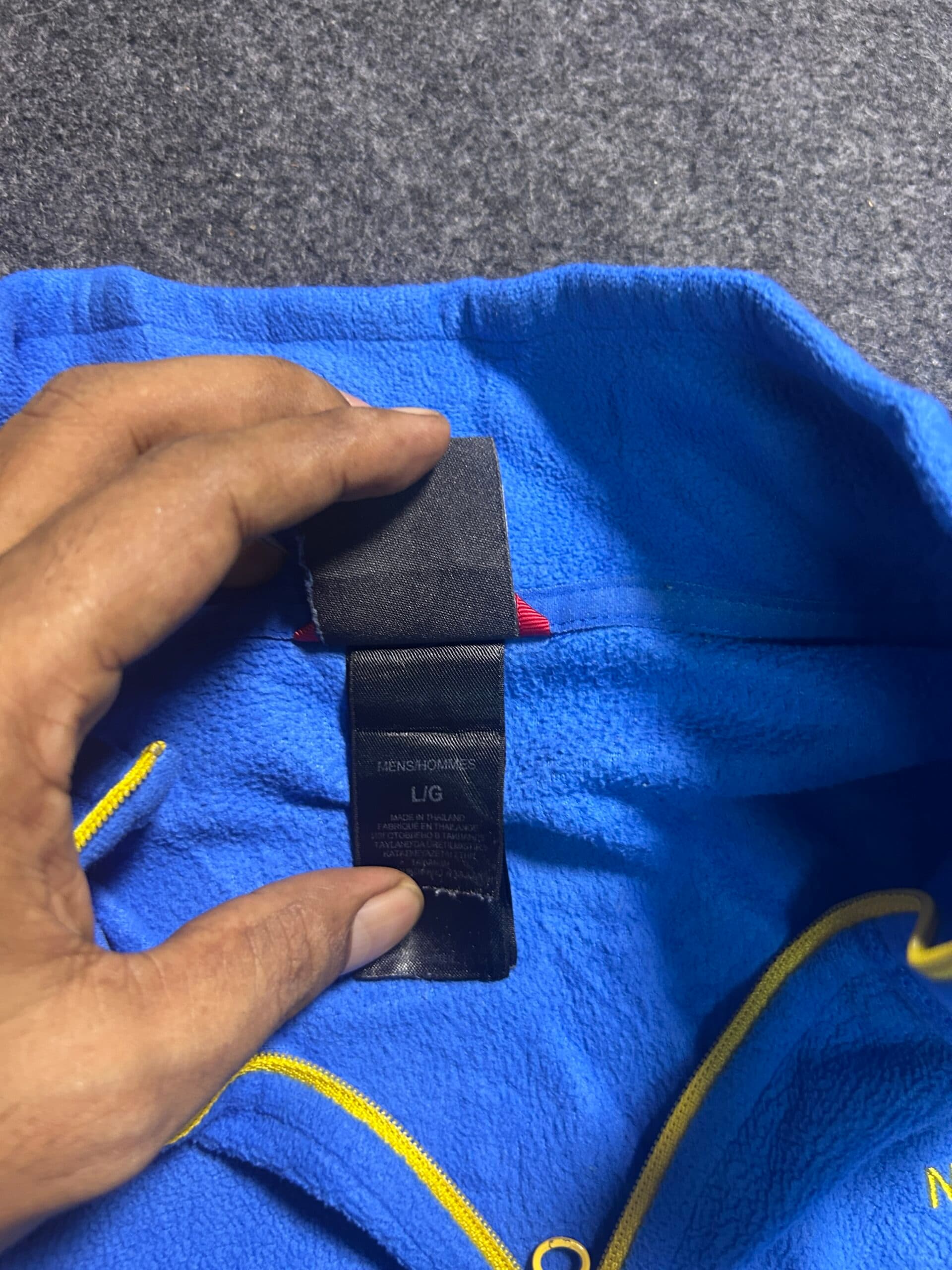 The North Face thrift fleece jacket India close-up