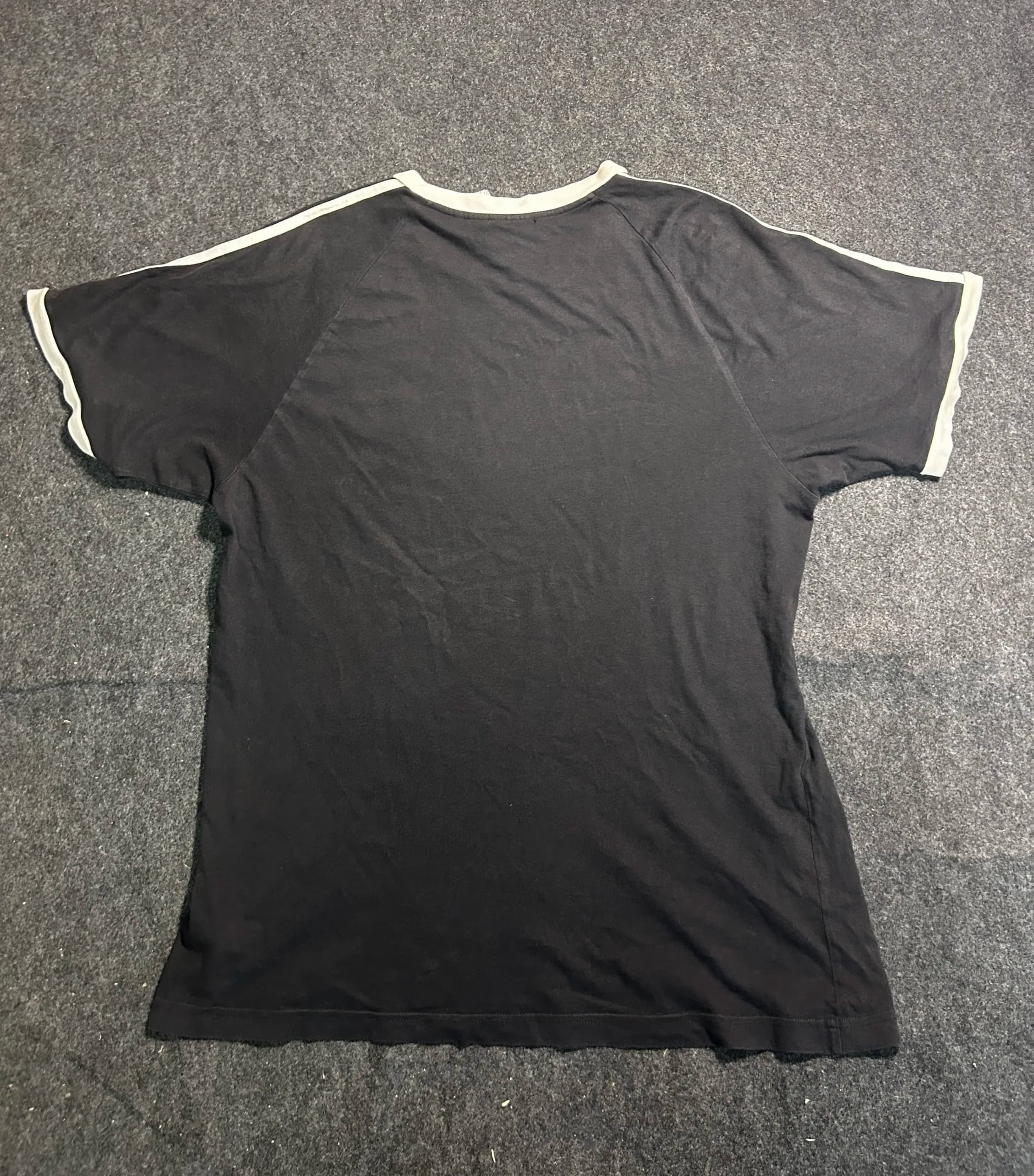 Adidas thrift t-shirt India back view