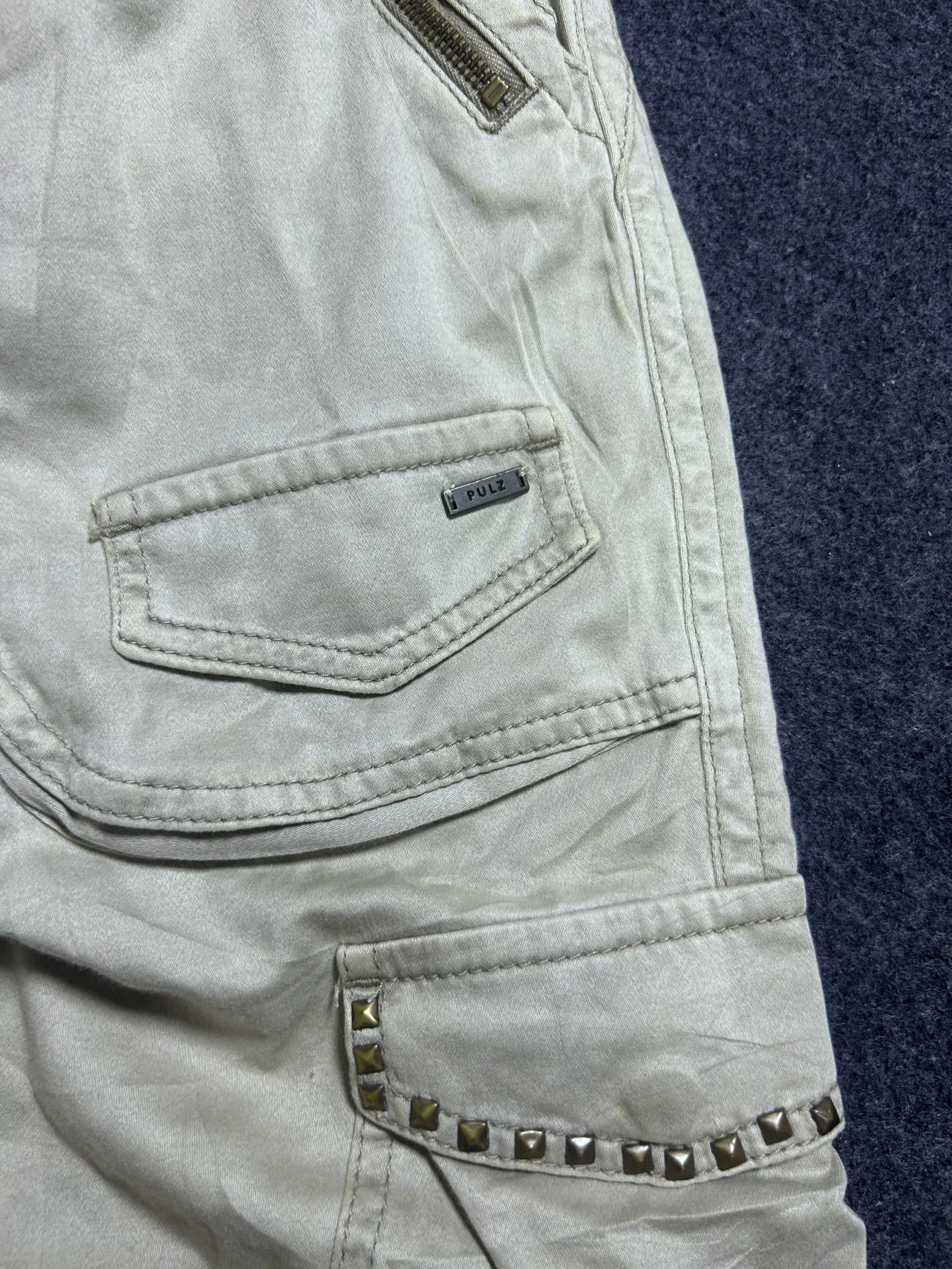 Branded thrift trousers India detail view